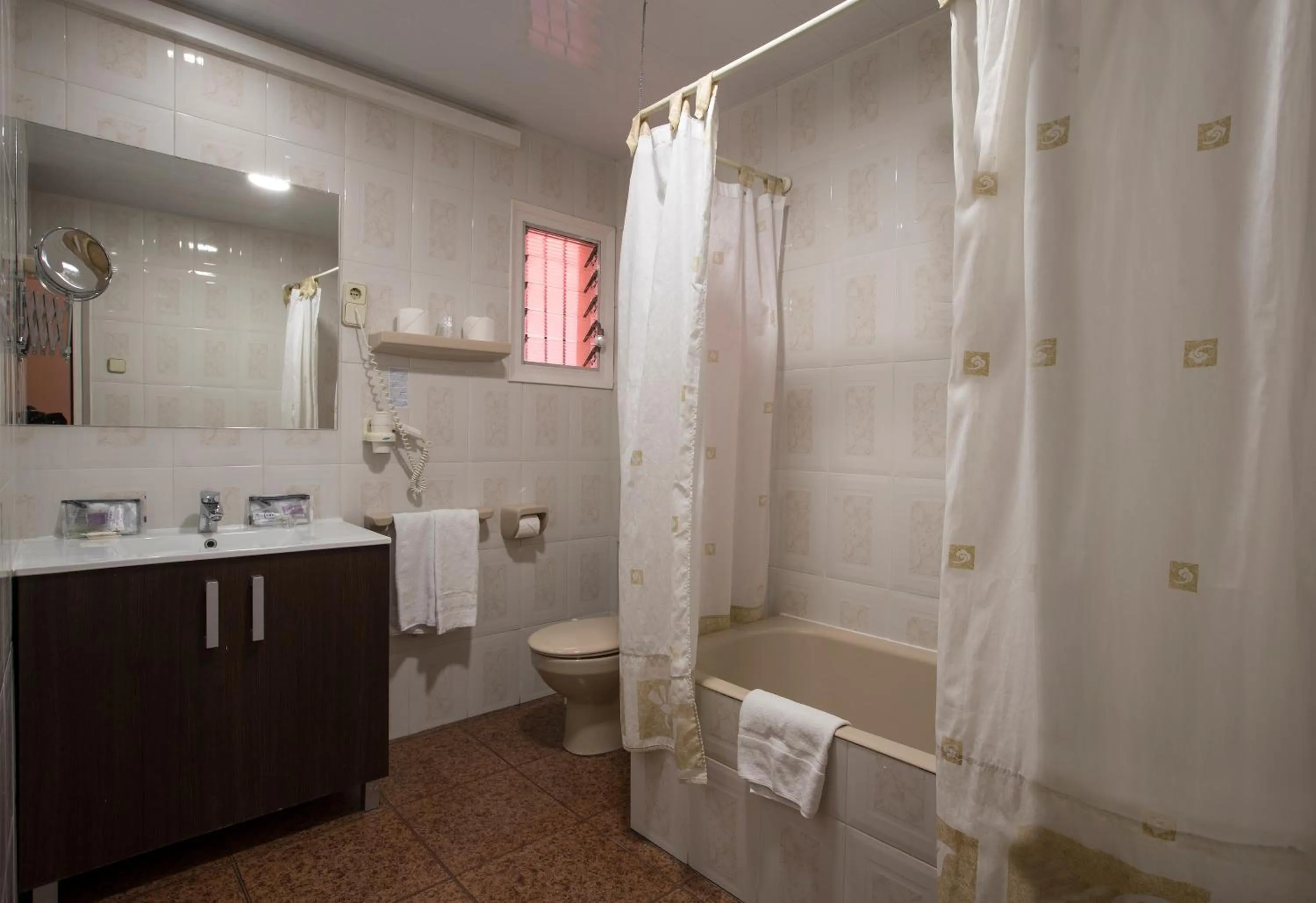 Toilet in Cuatro Naciones