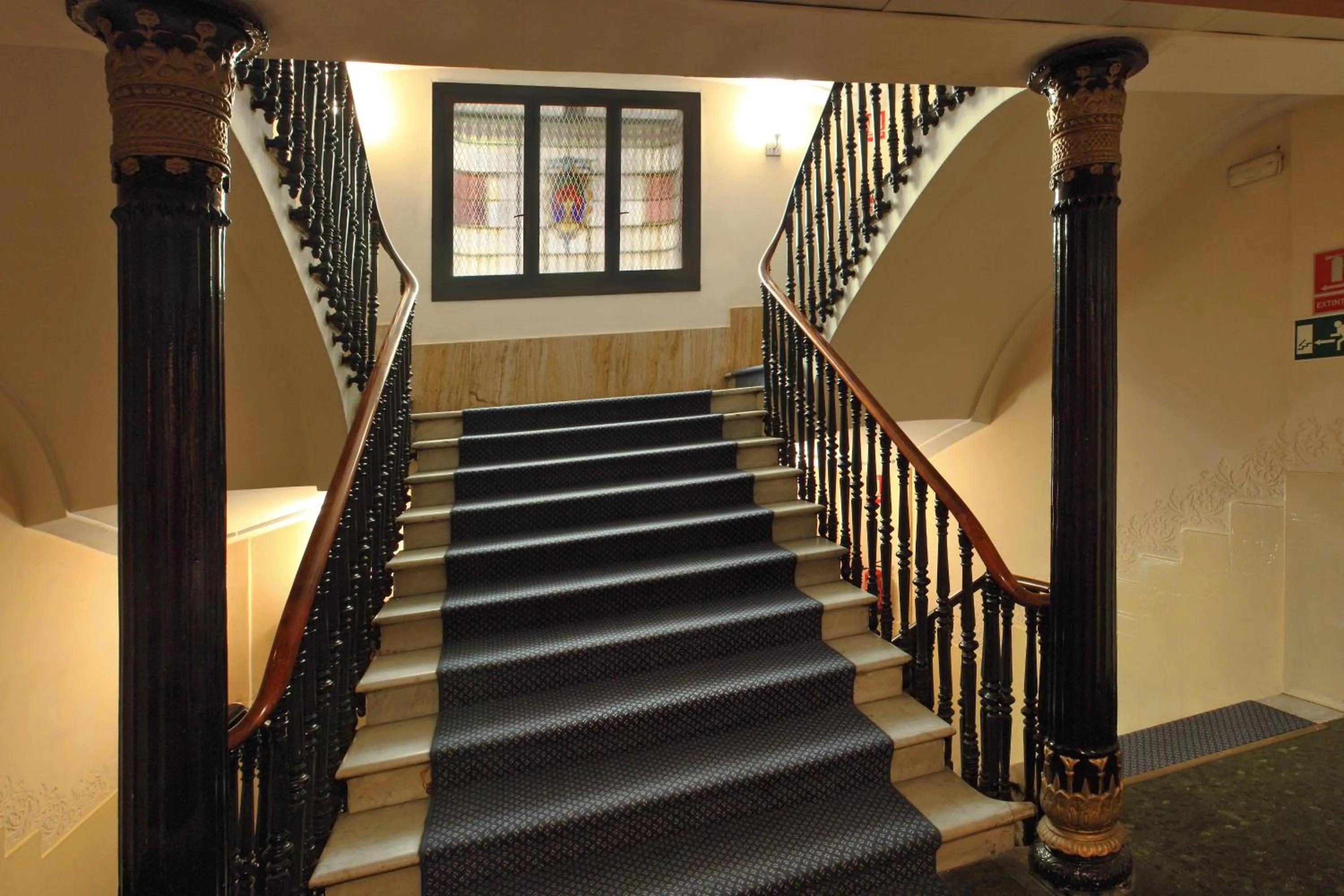 Other in Cuatro Naciones