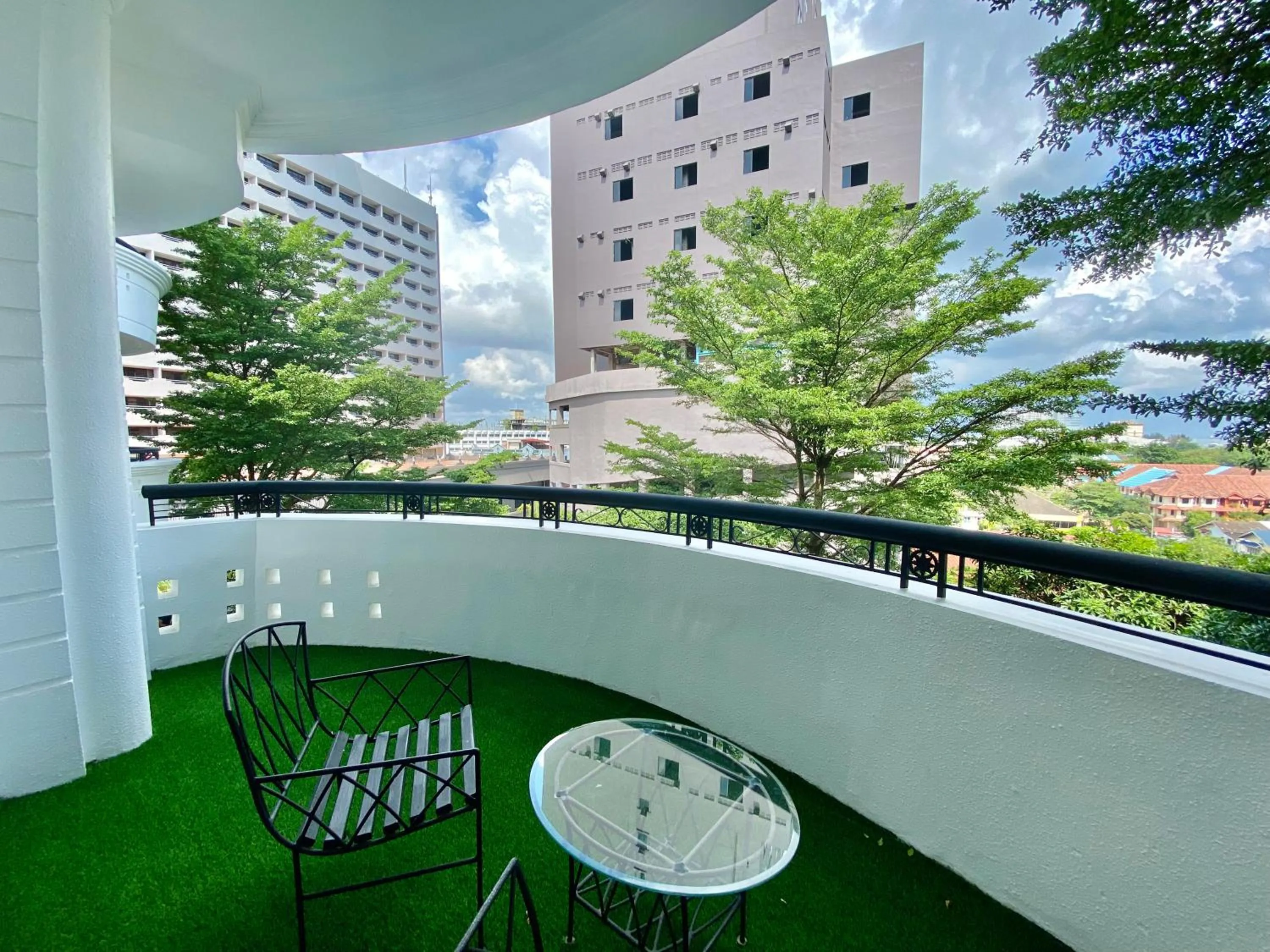 Property building in Grand Eska Hotel & Suites Batam