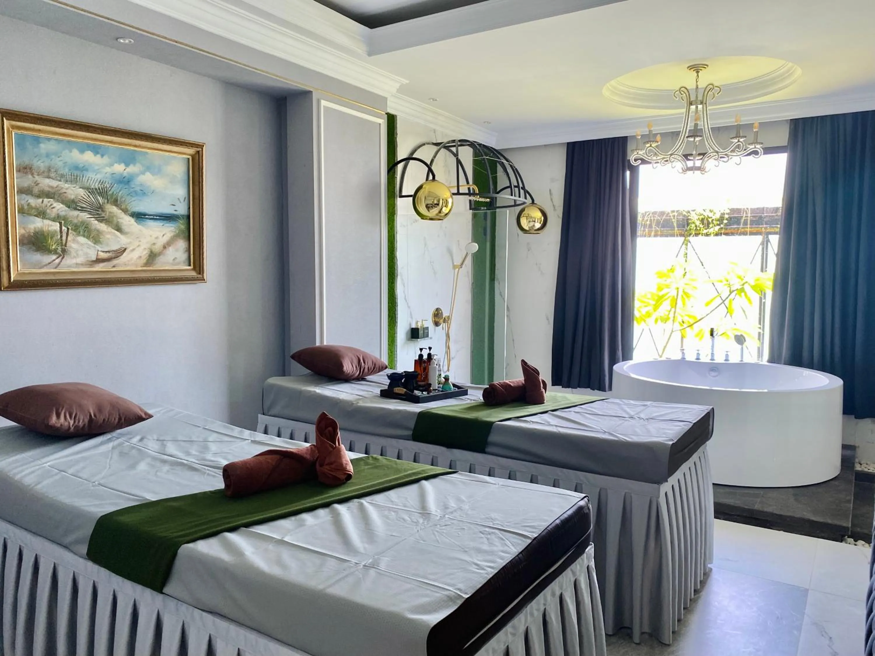 Spa and wellness centre/facilities, Bed in Grand Eska Hotel & Suites Batam
