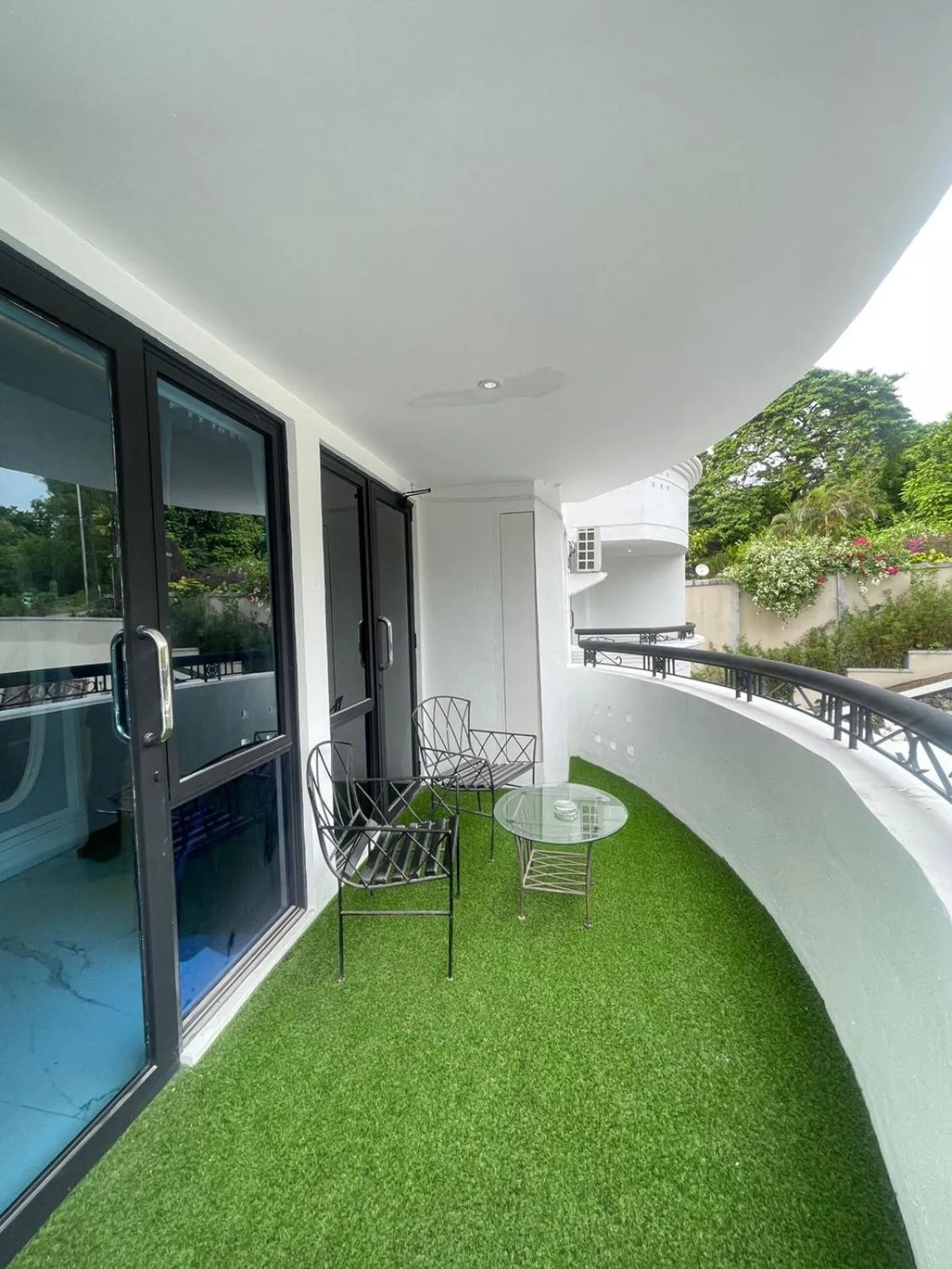 Balcony/Terrace in Grand Eska Hotel & Suites Batam