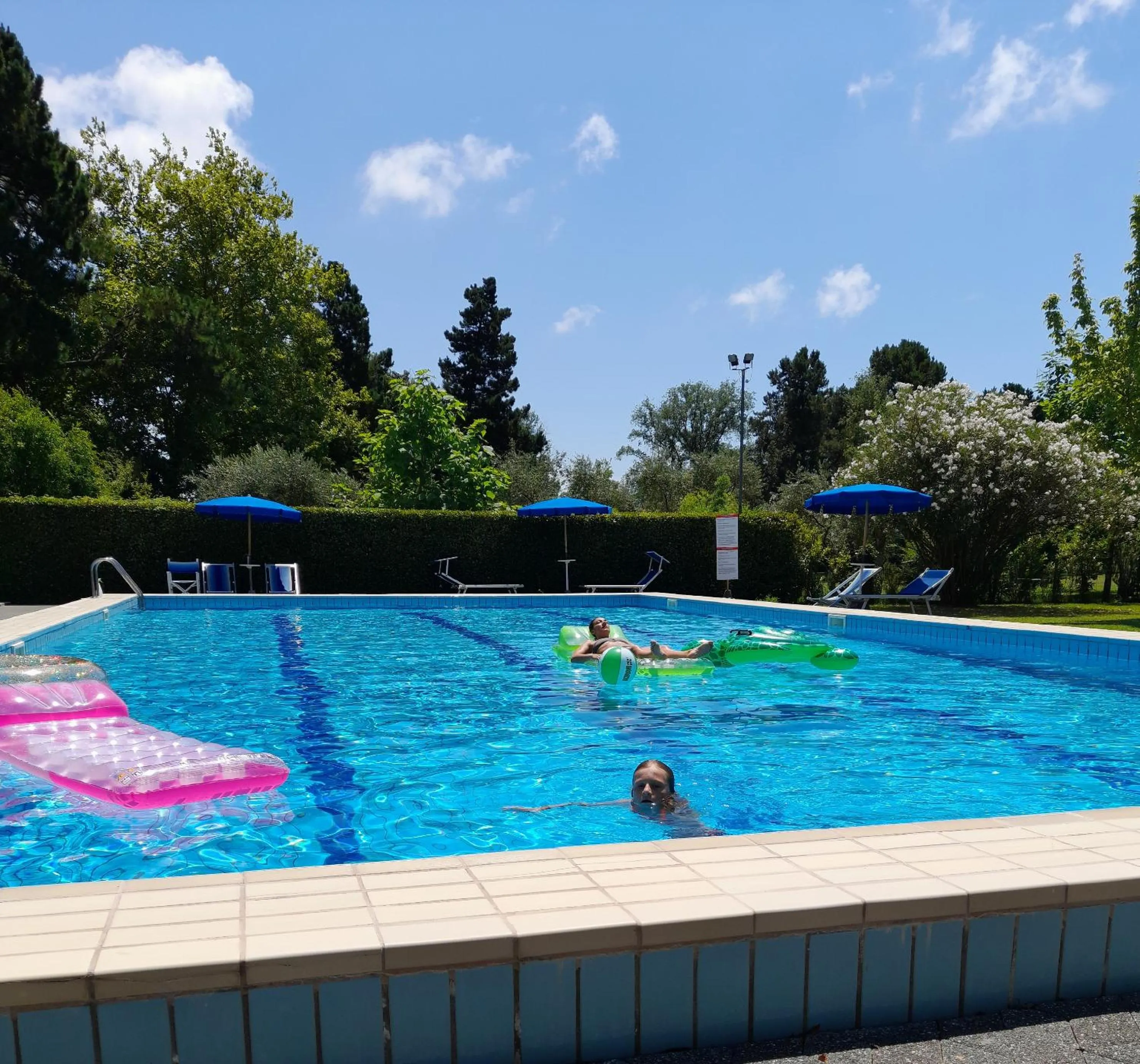 Swimming pool in B&B Da Pio