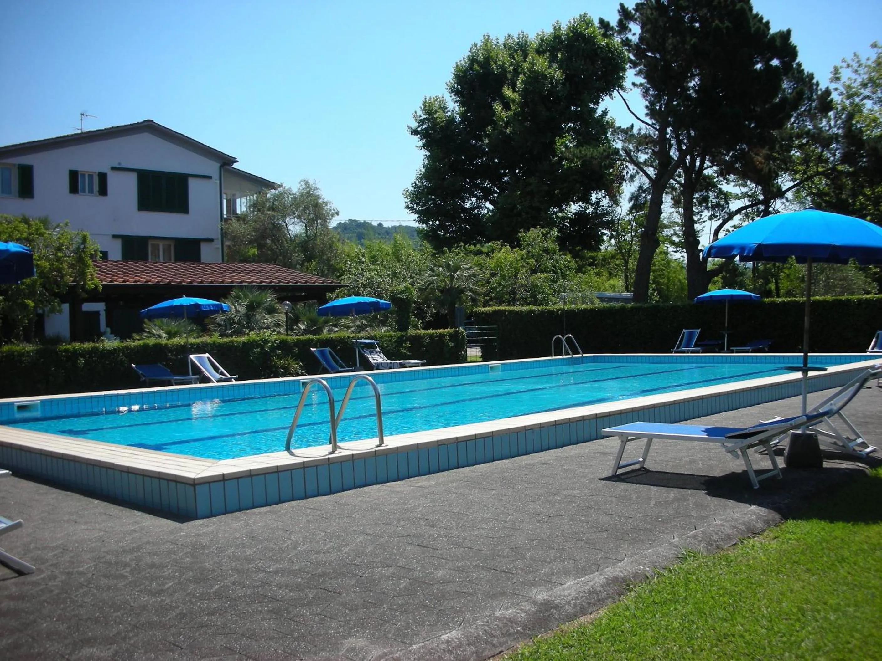 Swimming pool in B&B Da Pio