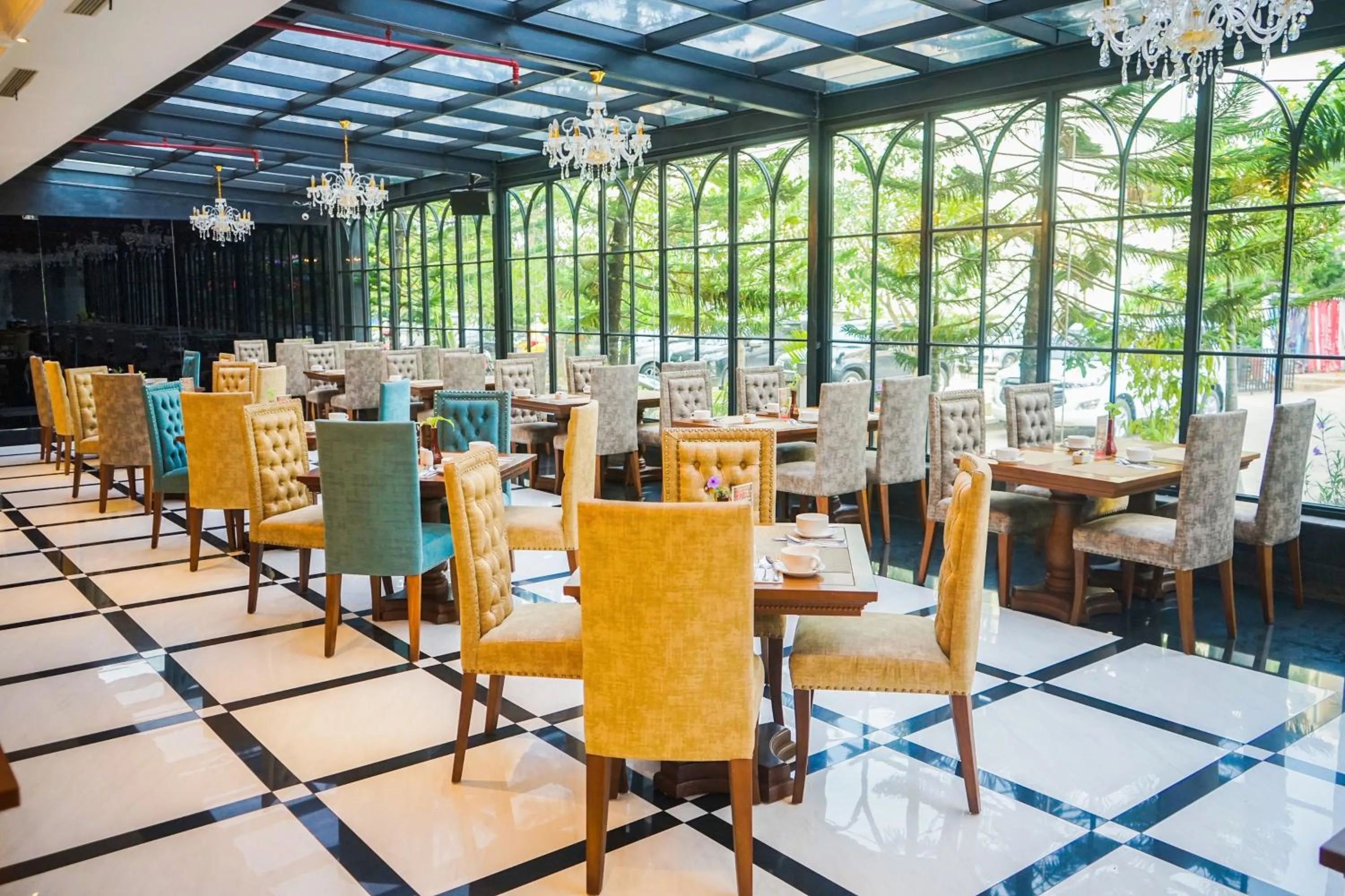 Restaurant/places to eat in Swiss-Belhotel Kendari