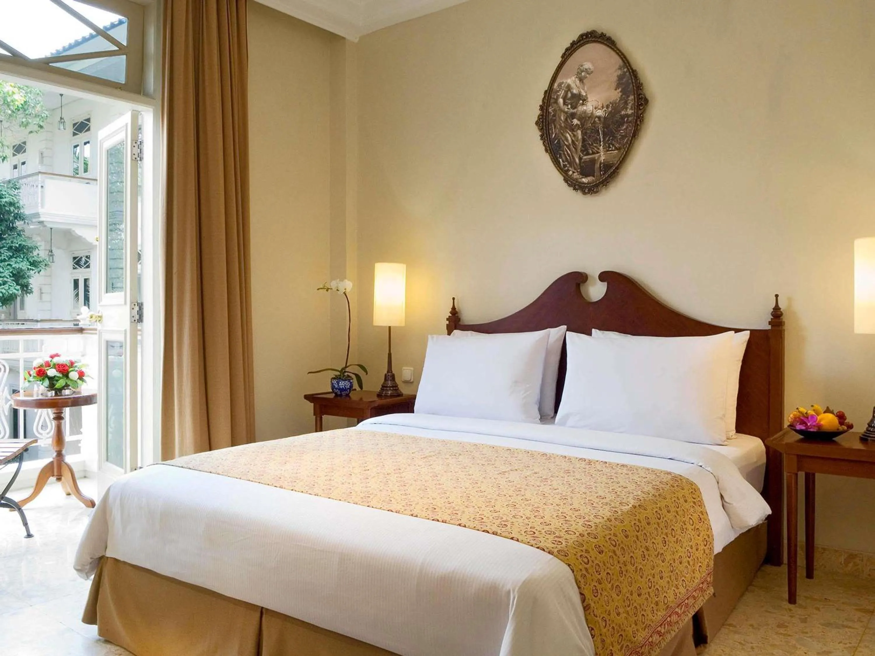 Bedroom, Bed in The Phoenix Hotel Yogyakarta - Handwritten Collection