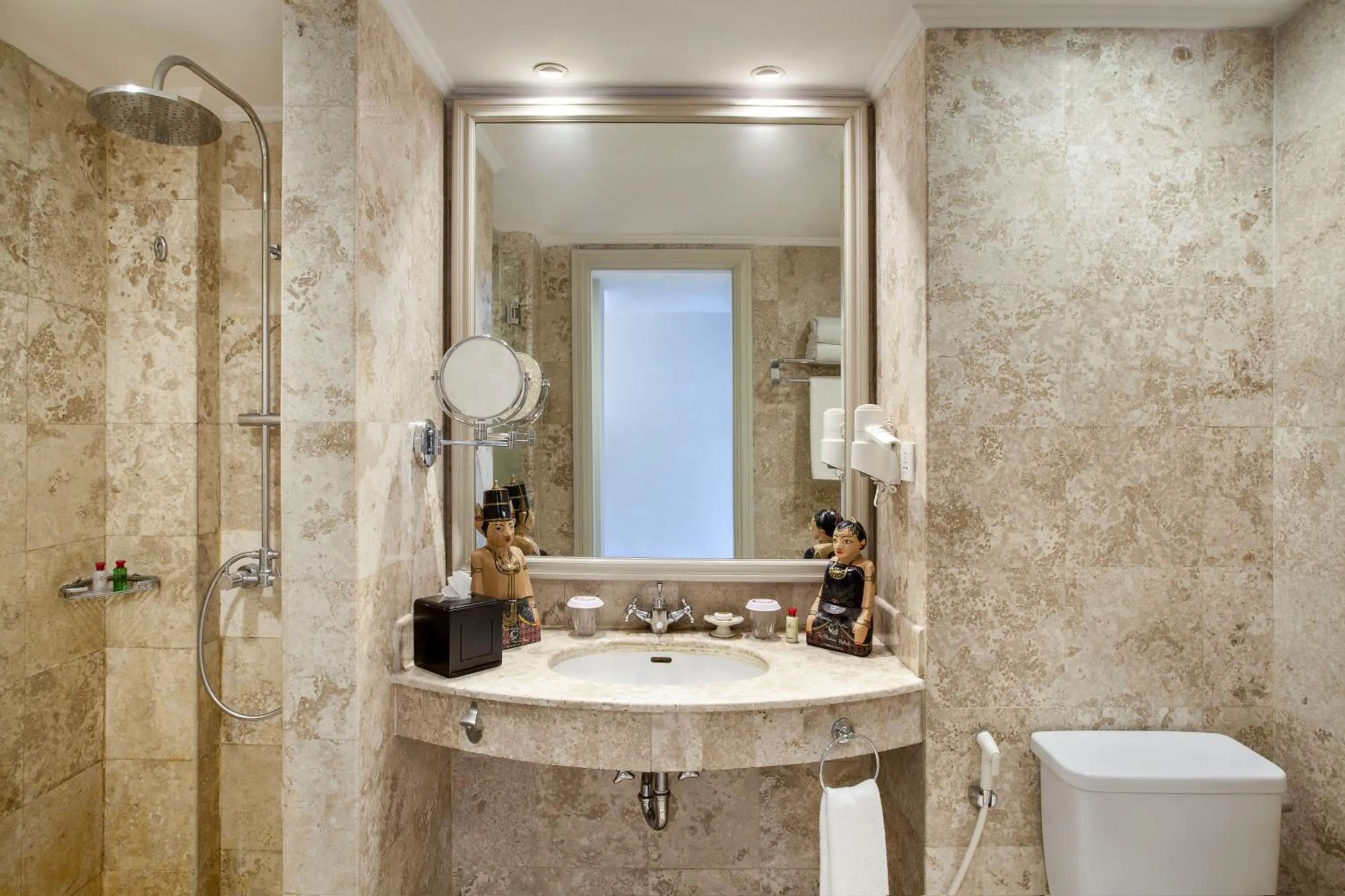 Bathroom in The Phoenix Hotel Yogyakarta - Handwritten Collection