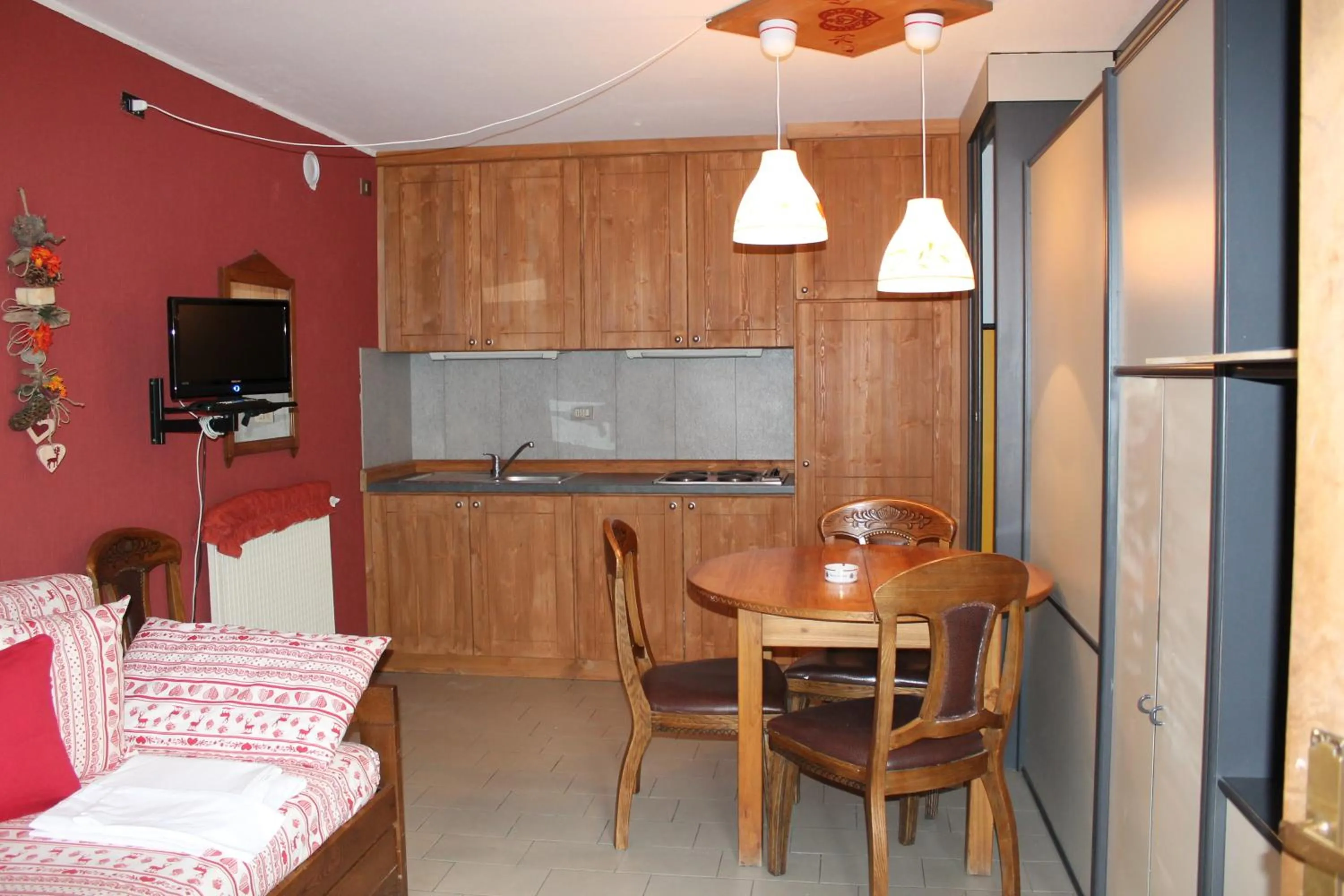 Kitchen or kitchenette in Jolly Residence