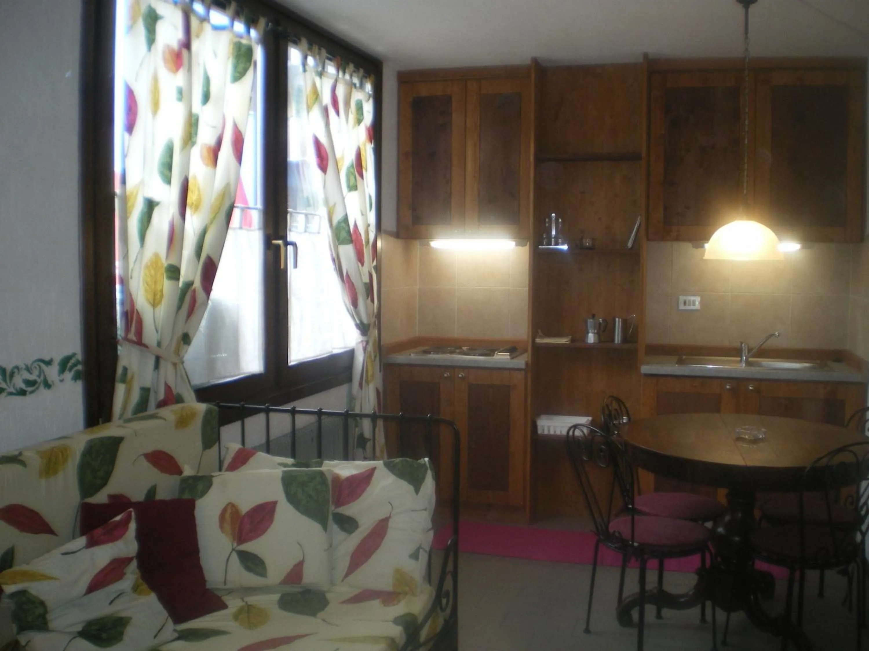 Decorative detail in Jolly Residence