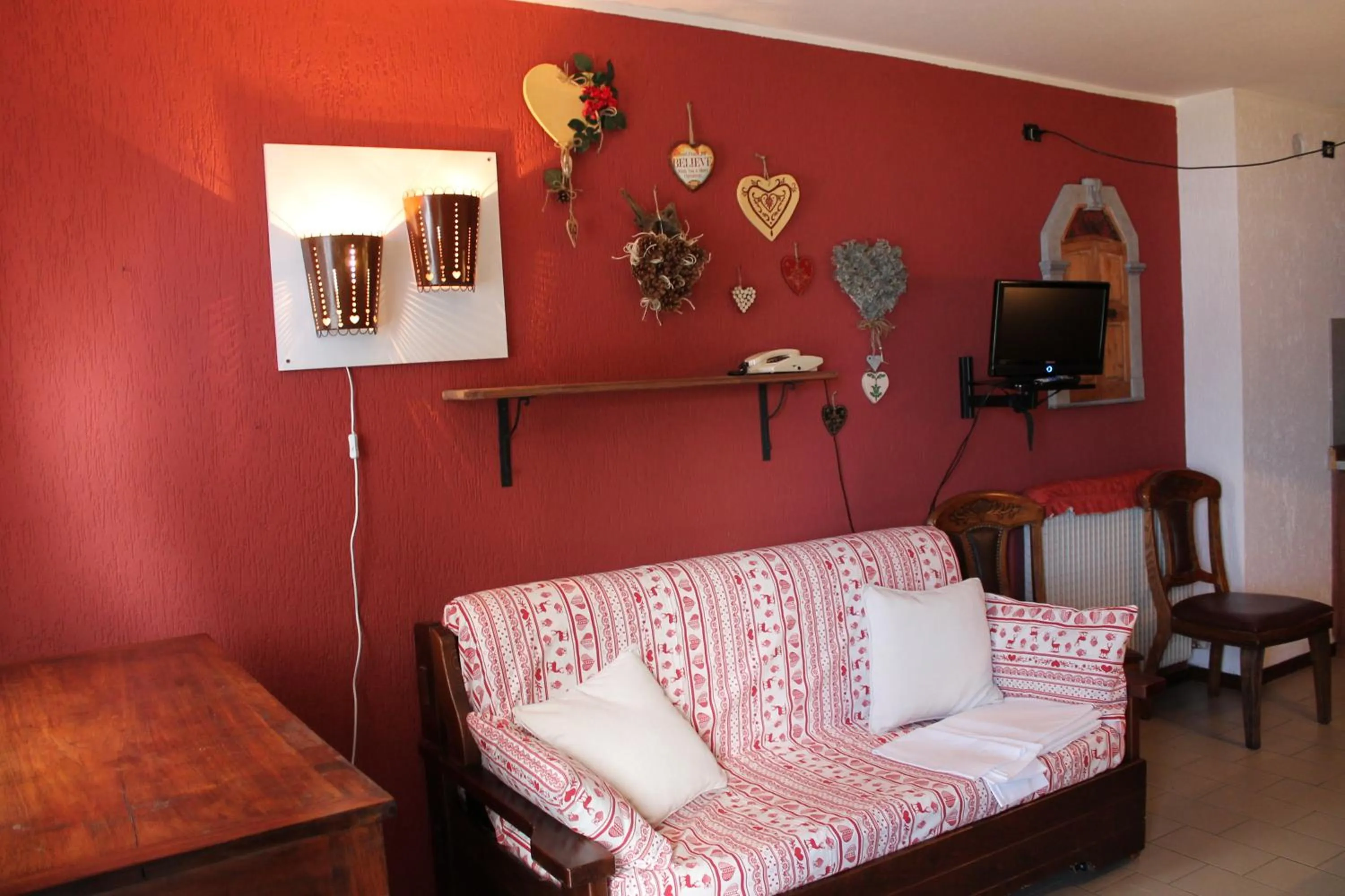 Decorative detail in Jolly Residence