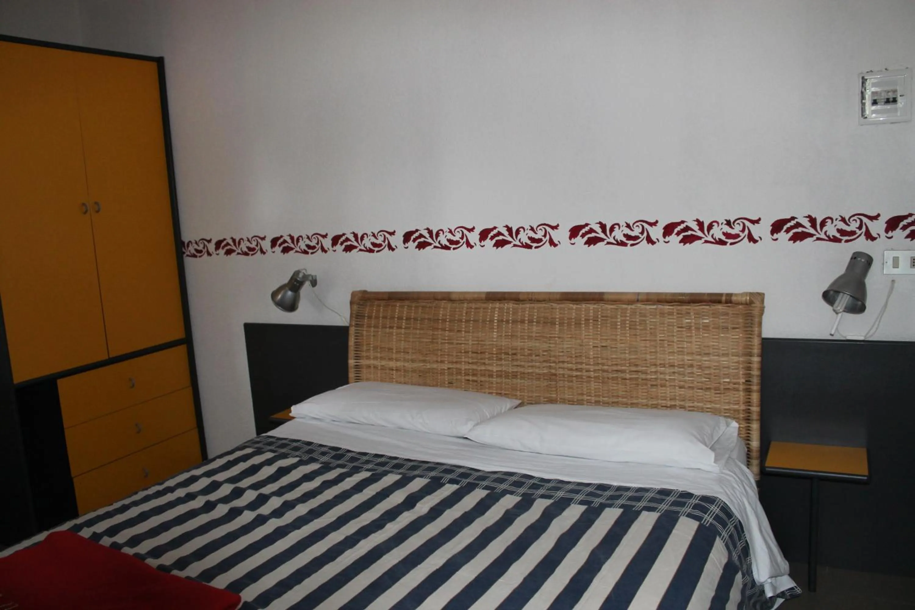 Decorative detail, Bed in Jolly Residence