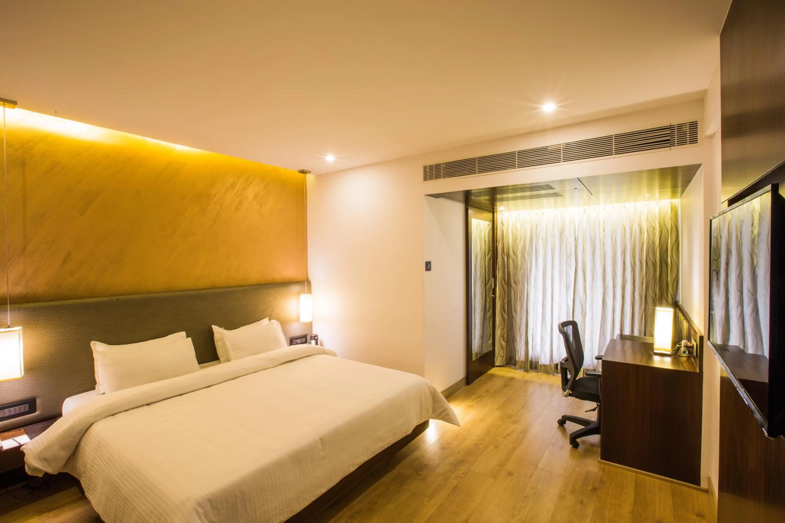 TV and multimedia in Hotel Hemala