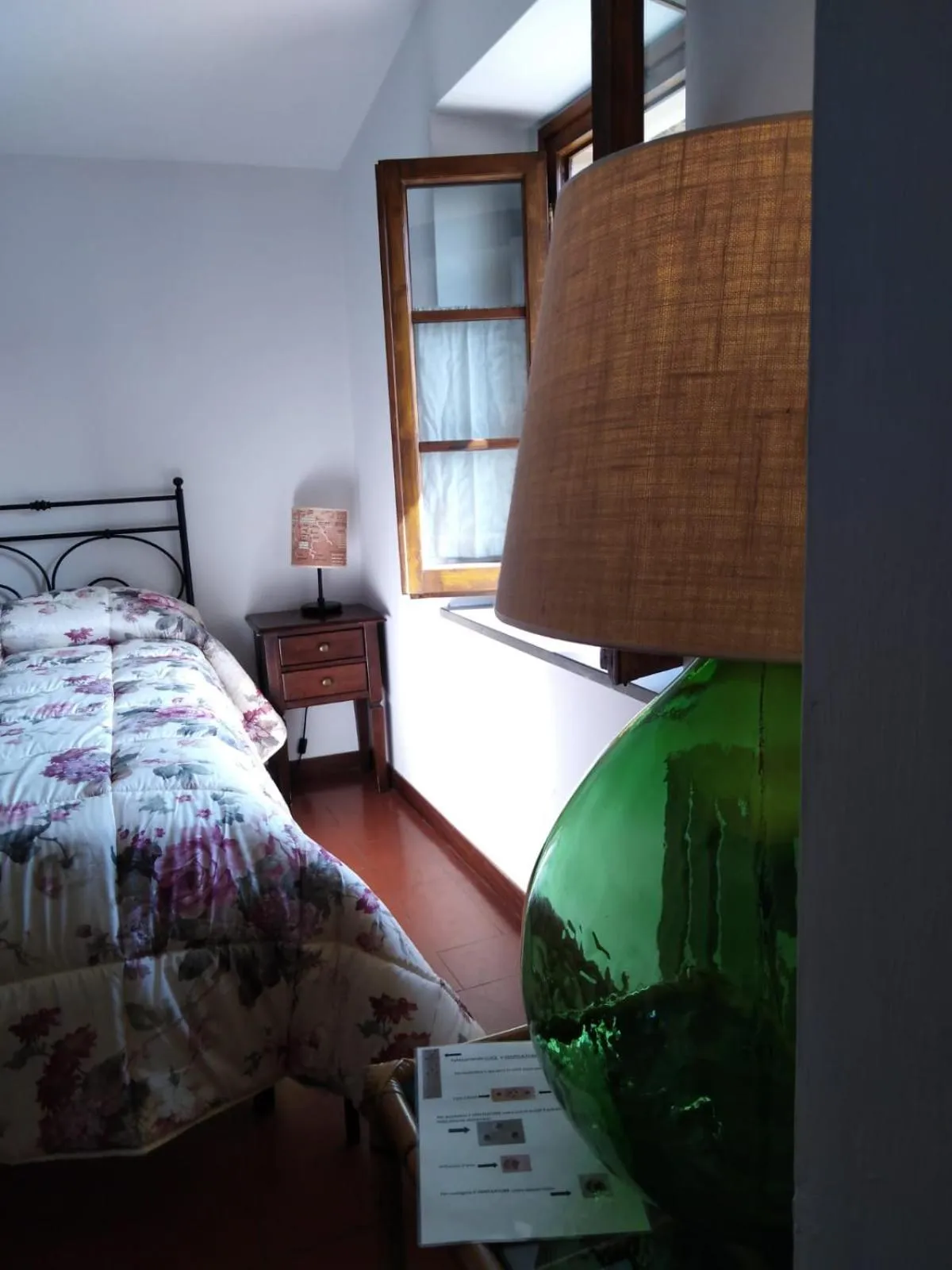 Photo of the whole room, Bed in Albergo Giovanni Da Verrazzano