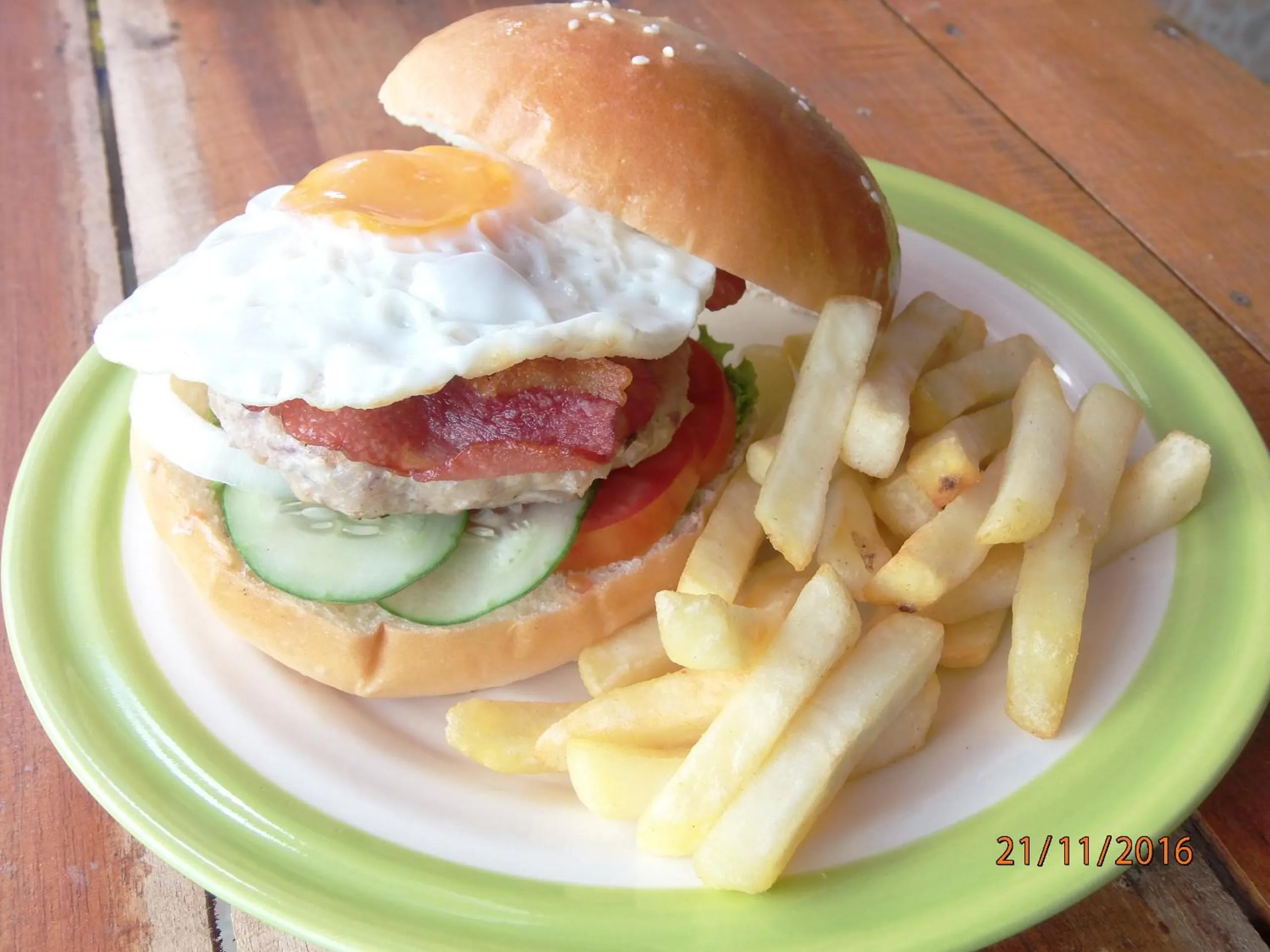 Restaurant/places to eat in Dahla House Ranong