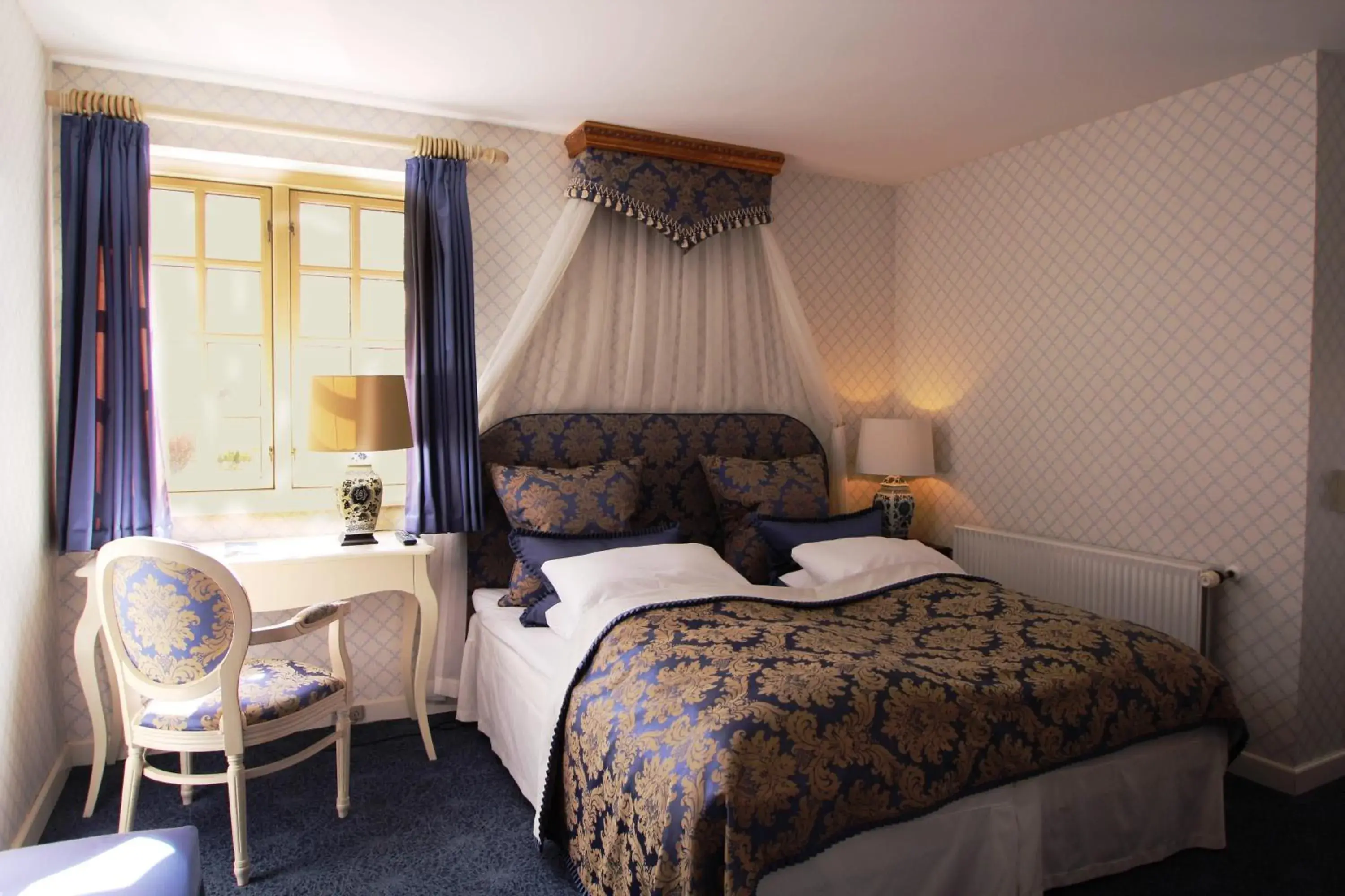 Standard Double Room - single occupancy in Vraa Slotshotel Standard Double Room - single occupancy in Vraa Slotshotel