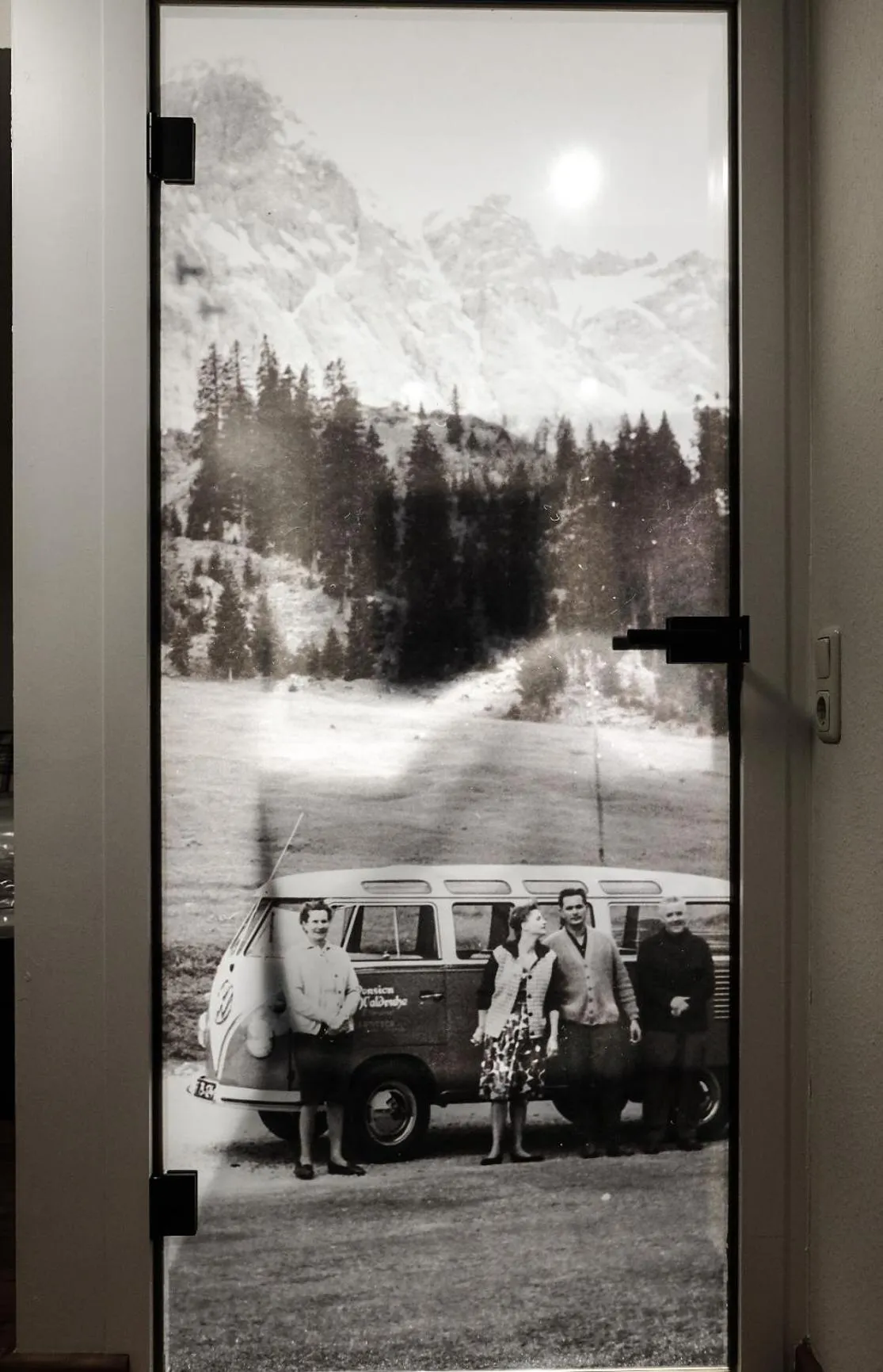 Decorative detail in Die Waldruhe