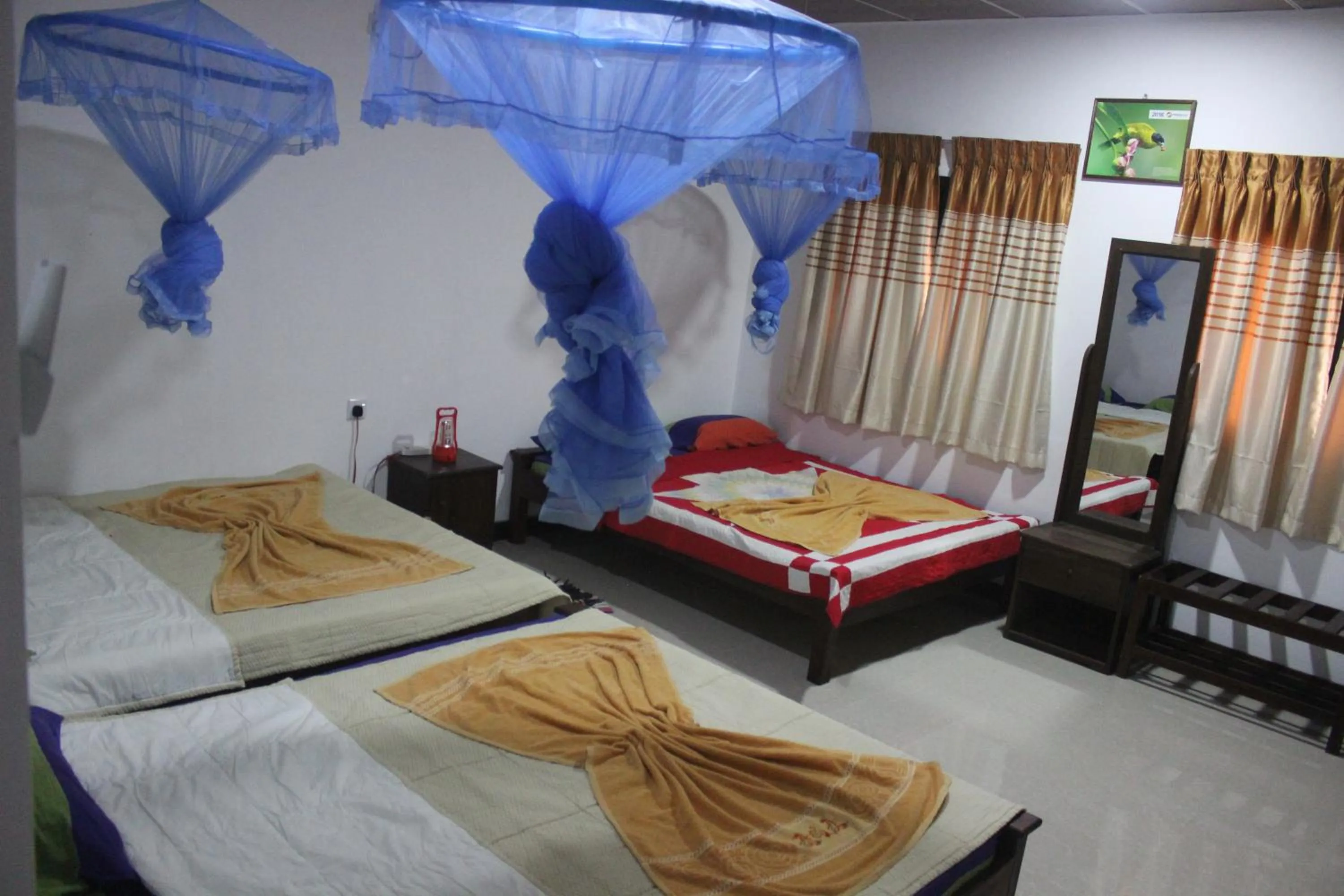 Bed in Wilpattu Holiday Home