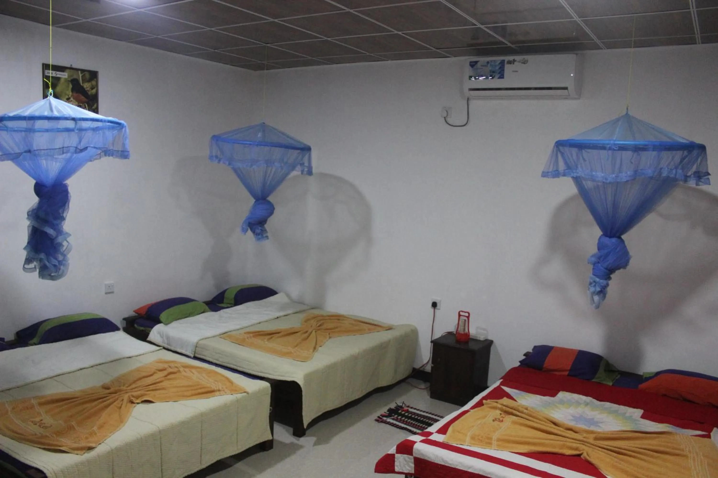 Bed in Wilpattu Holiday Home