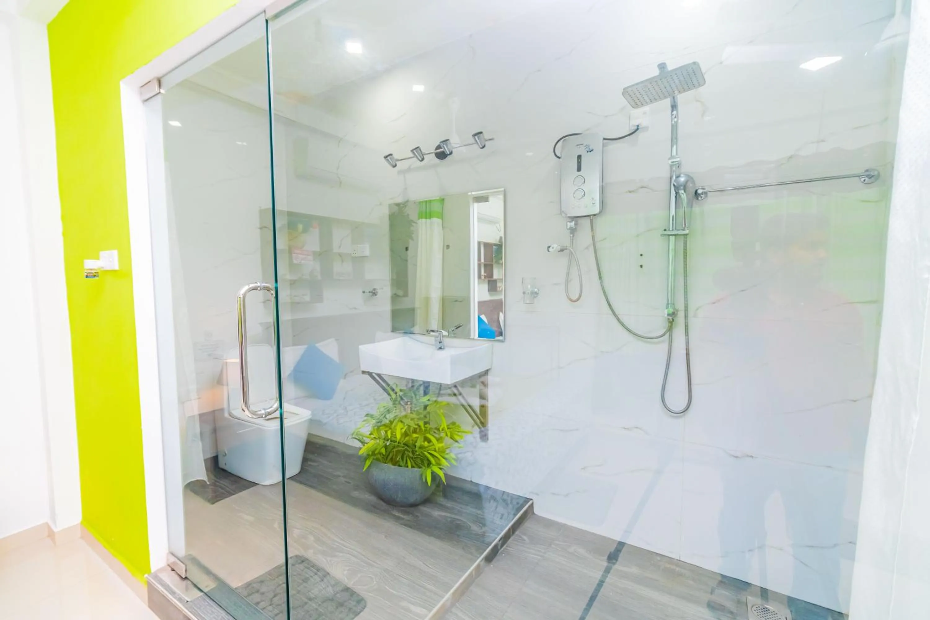 Cinnamon Airport Residencies