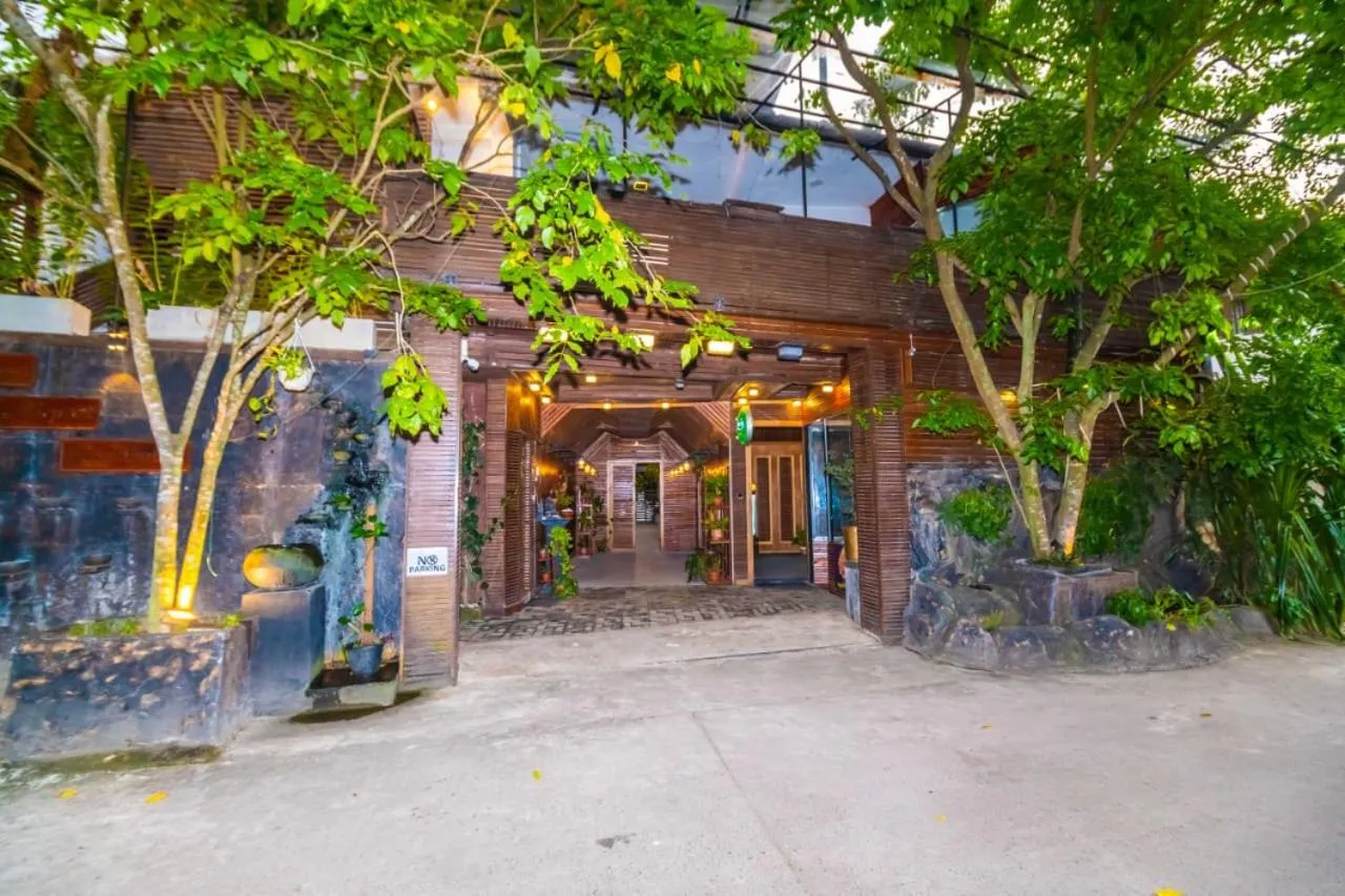 Cinnamon Airport Residencies