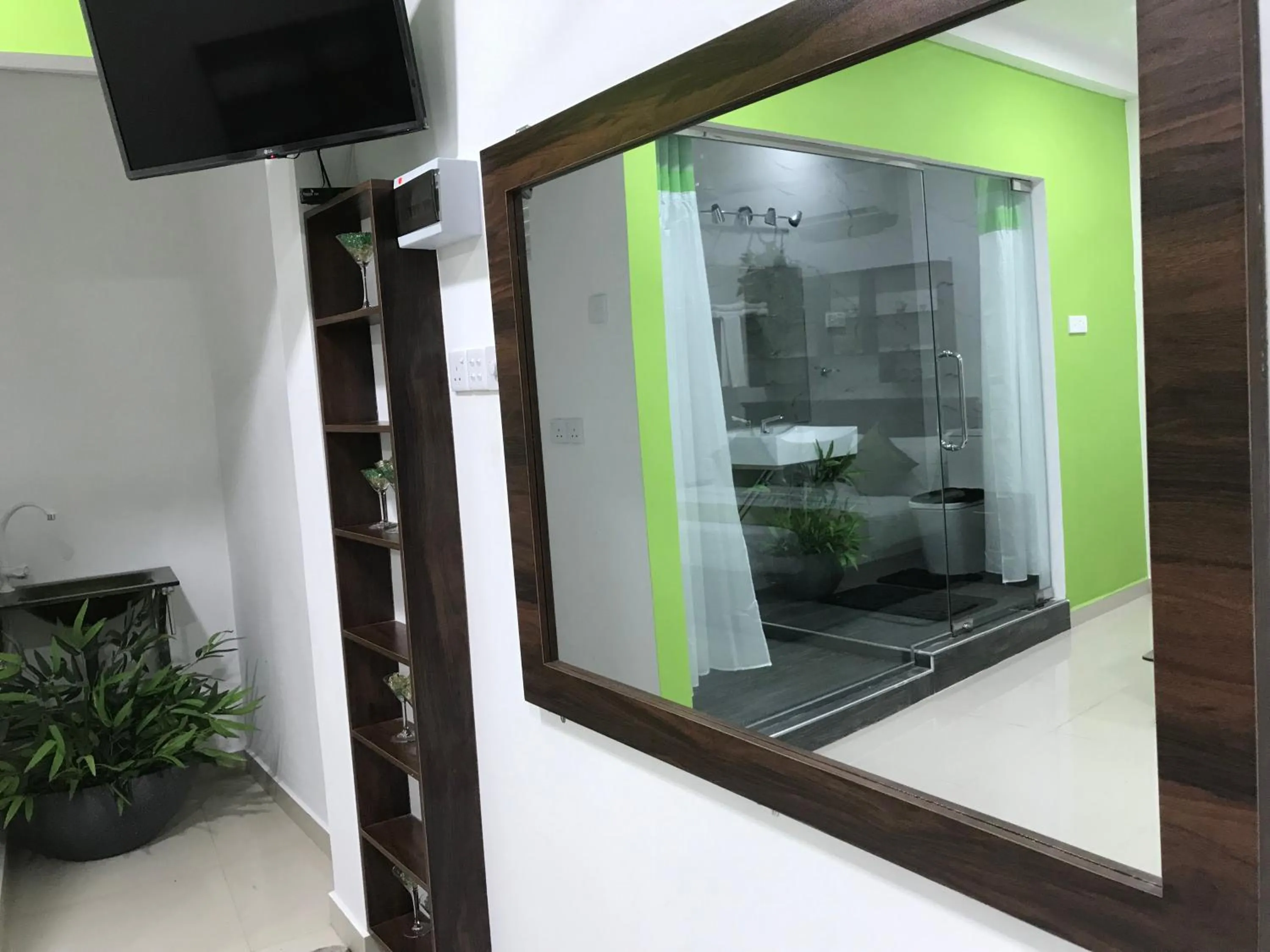 Cinnamon Airport Residencies