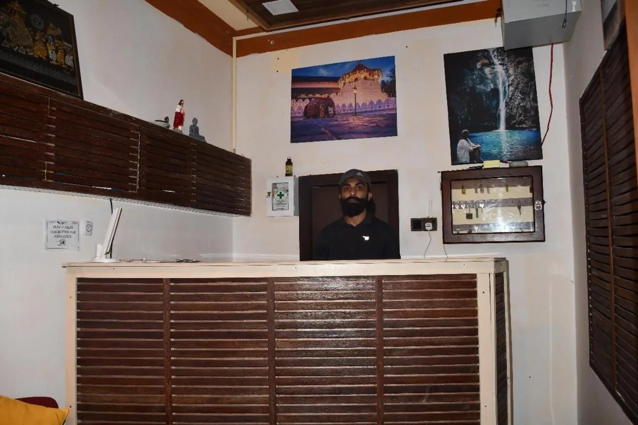 Cinnamon Airport Residencies