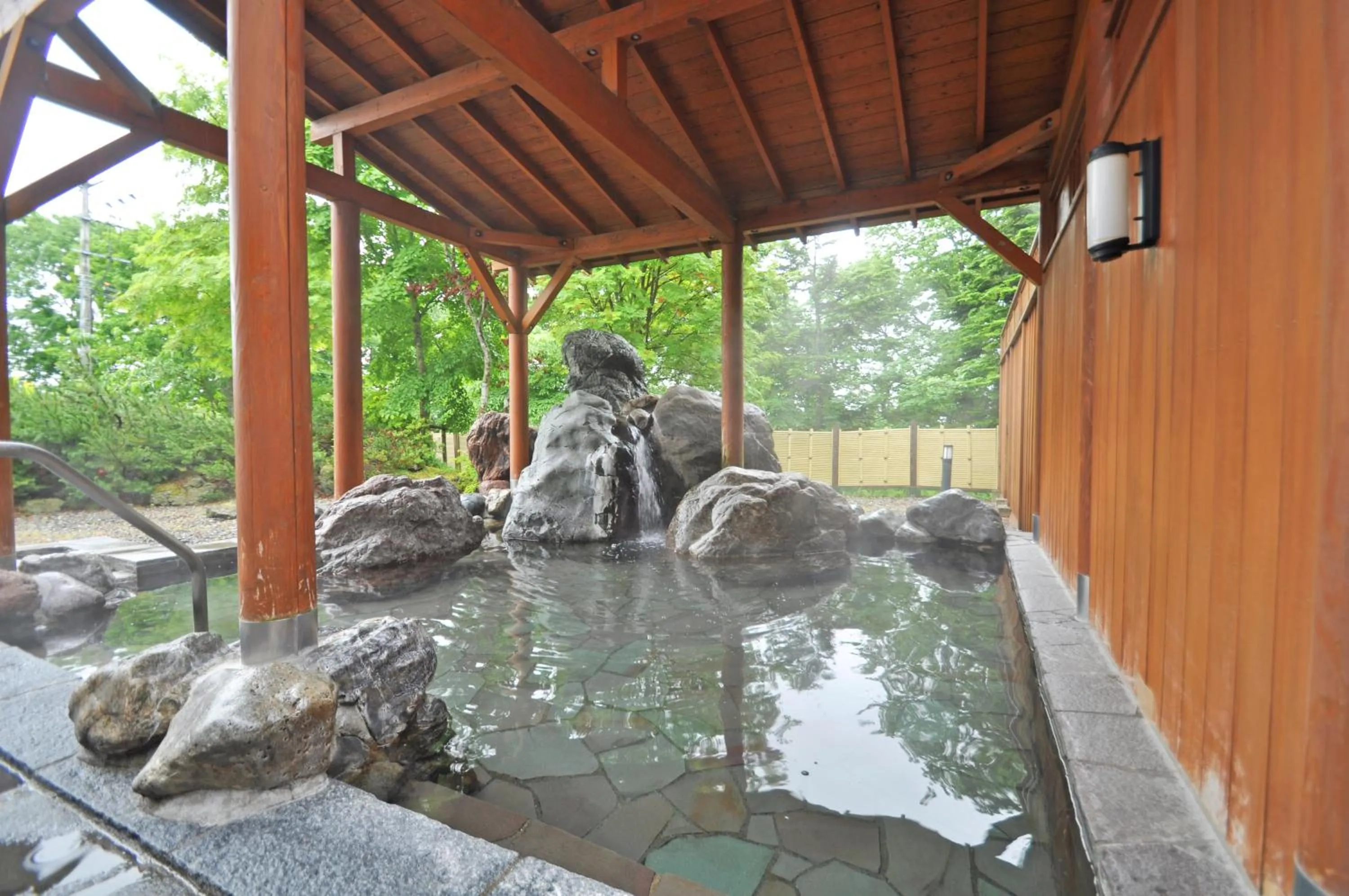 Open Air Bath in Kobushi no Yu Atsuma