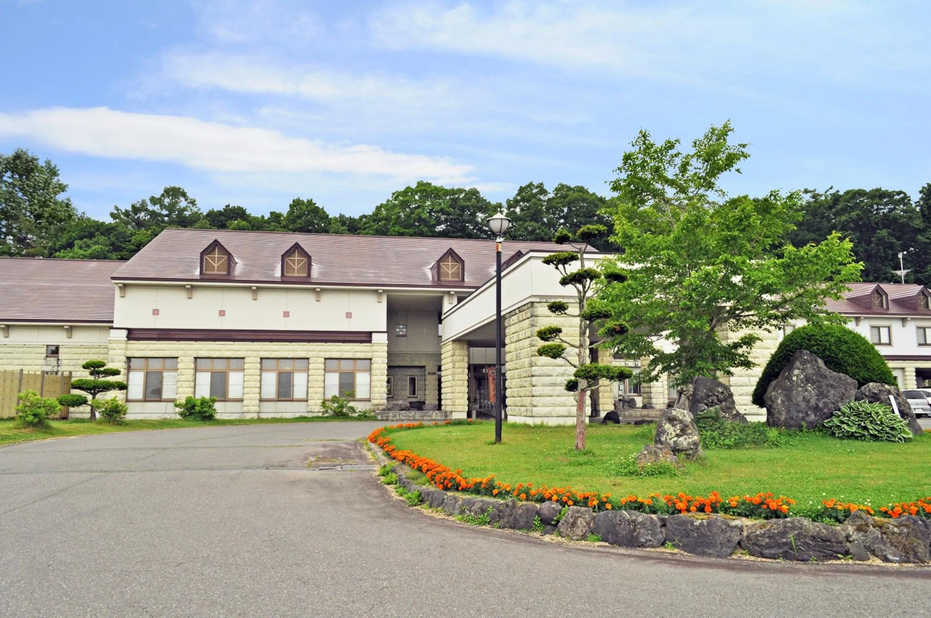 Facade/entrance in Kobushi no Yu Atsuma