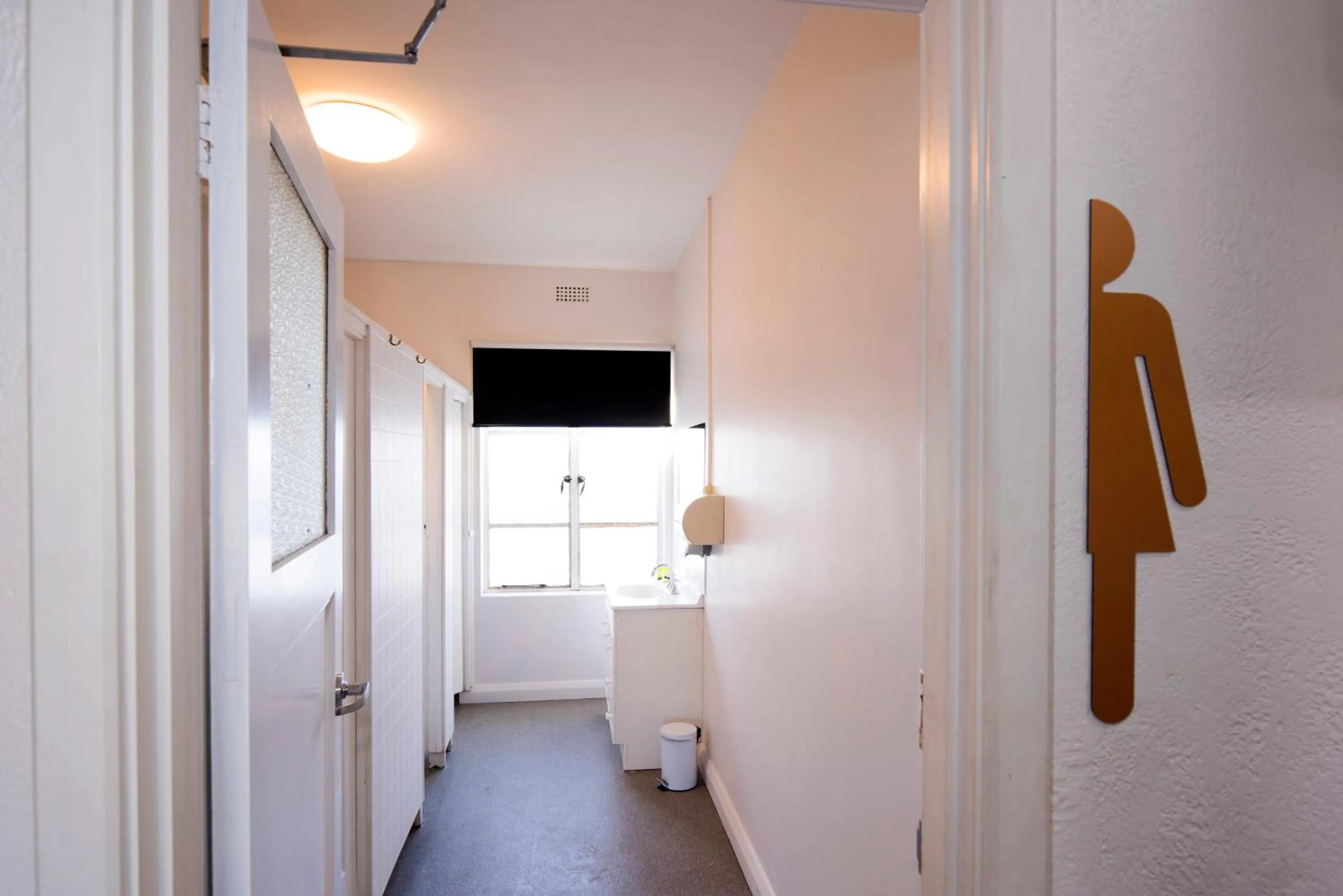 Area and facilities in Mowbray Hotel