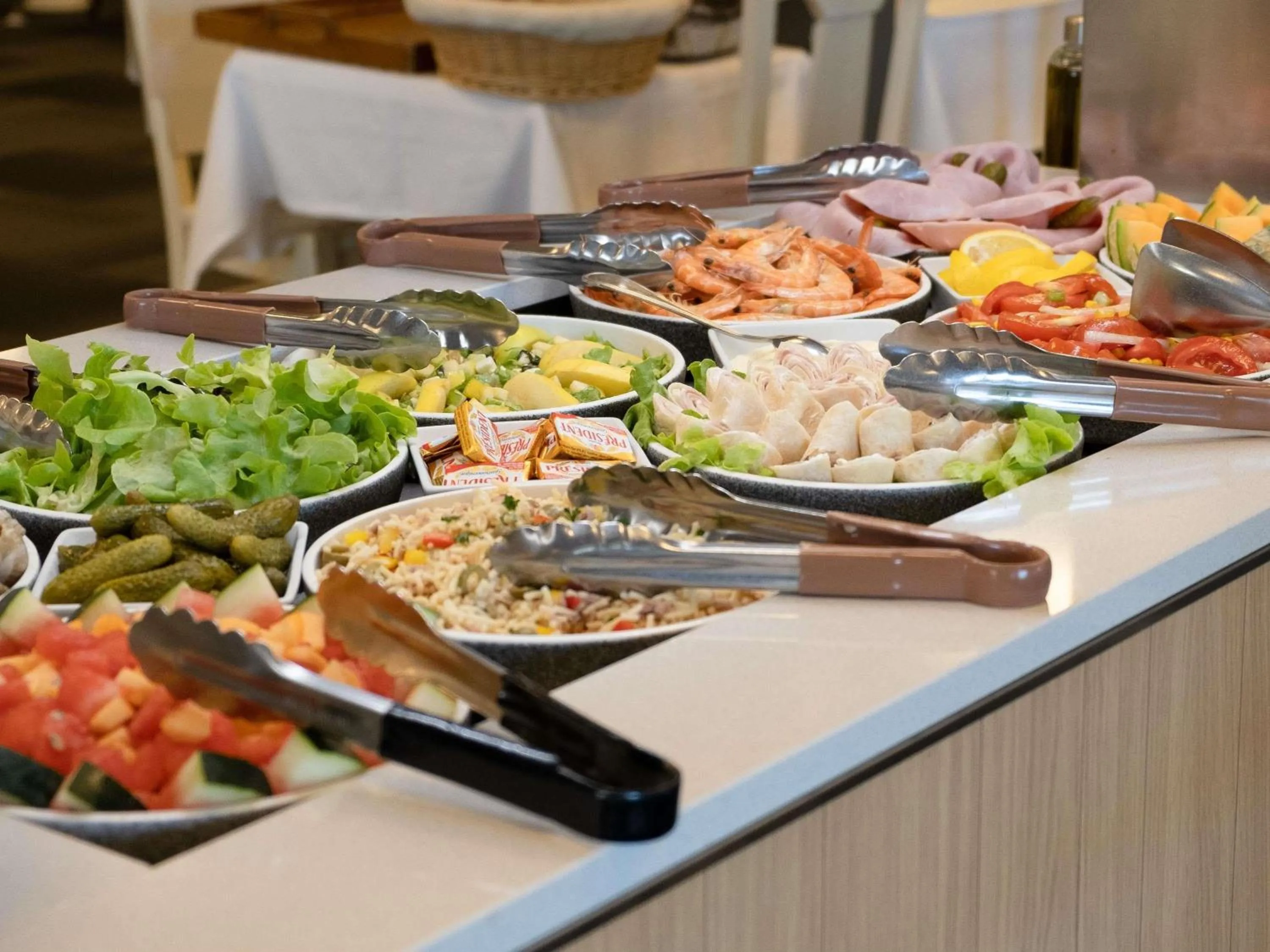 Restaurant/places to eat in ibis styles Dax Centre