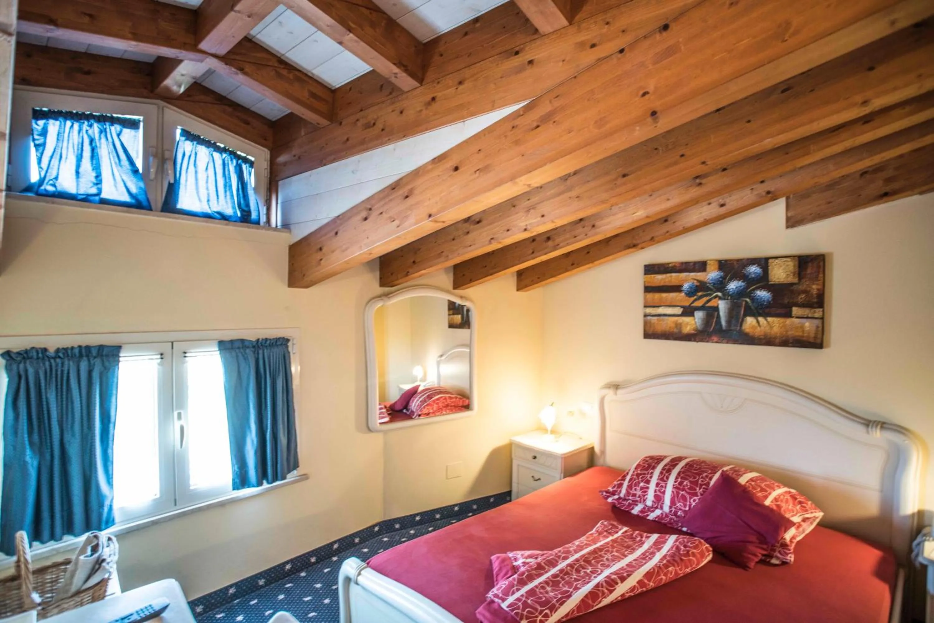 Bedroom in Borgo dei Poeti Romantik Hotel