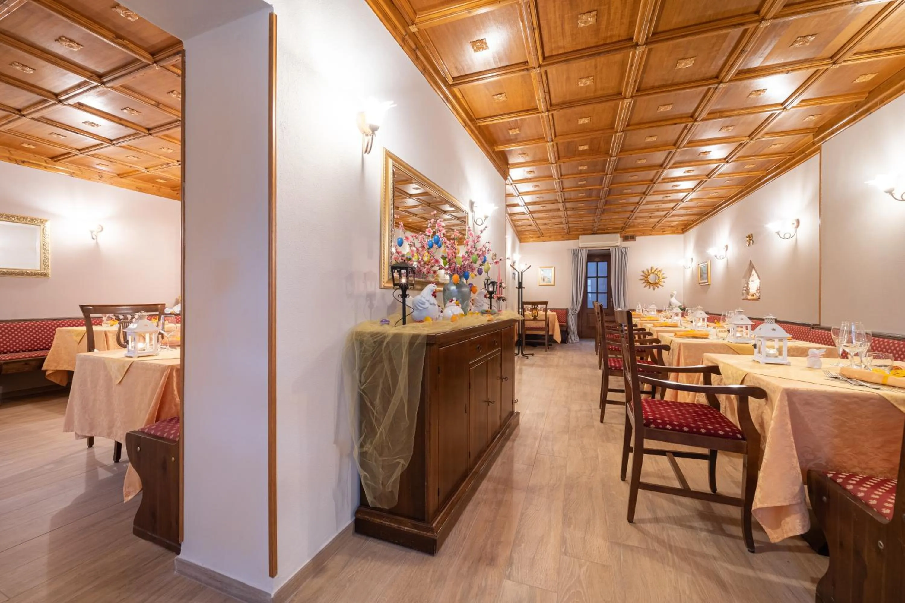 Restaurant/places to eat in Borgo dei Poeti Romantik Hotel