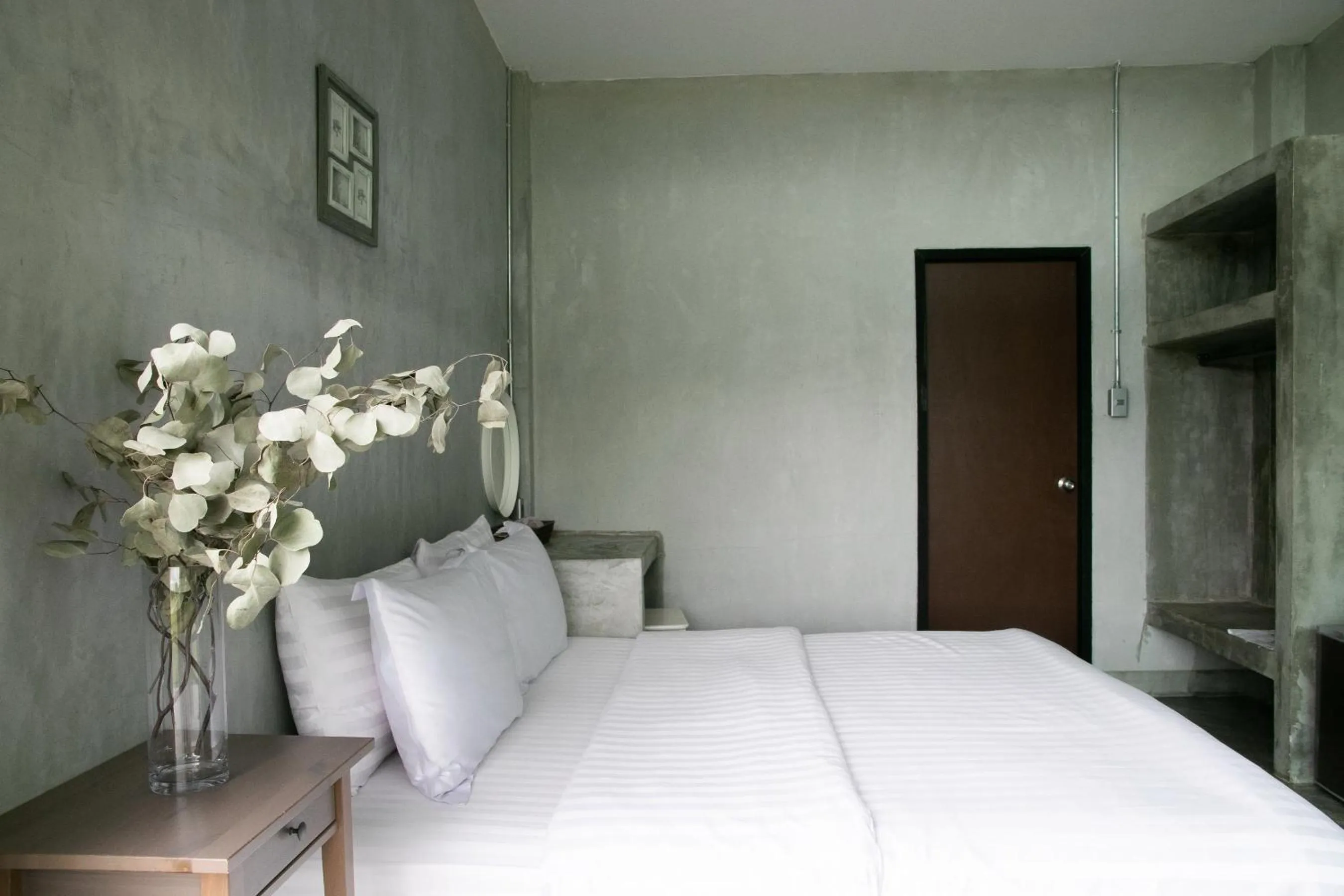 Bed in Mighty Mountain Thailand