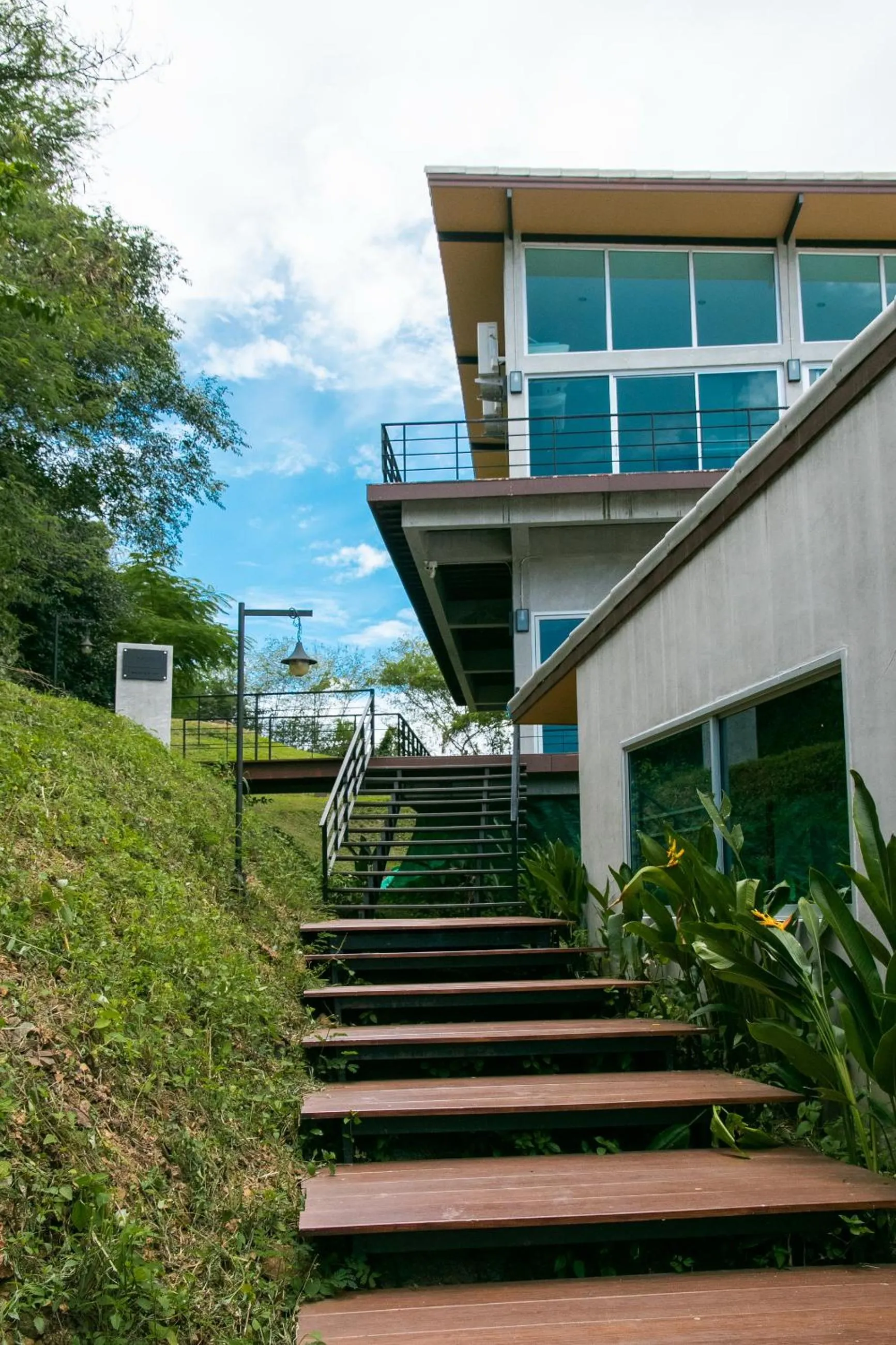 Mighty Mountain Thailand
