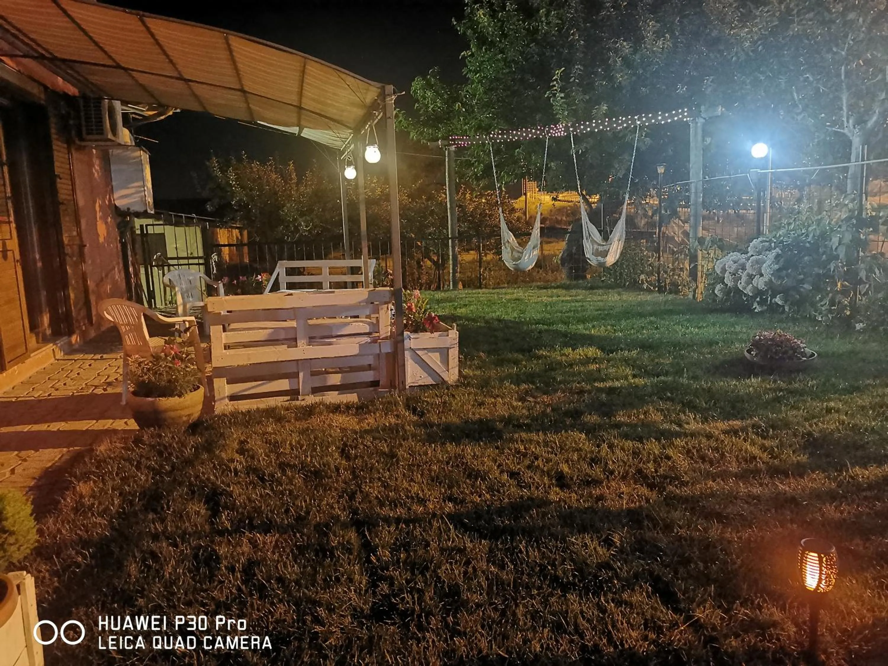 Night in Bed And Breakfast "ANNA"