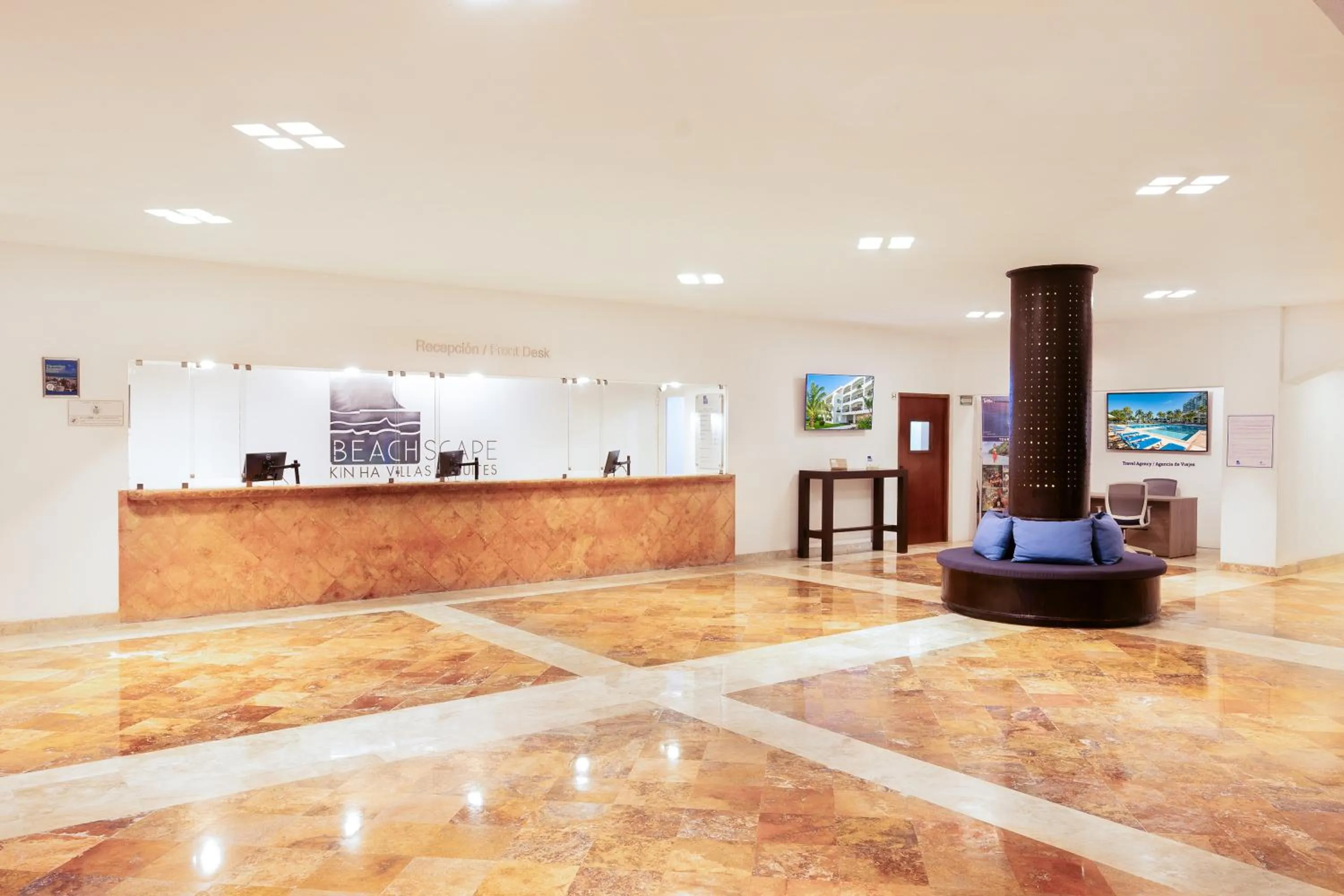 Lobby or reception in Beachscape Kin Ha Villas & Suites