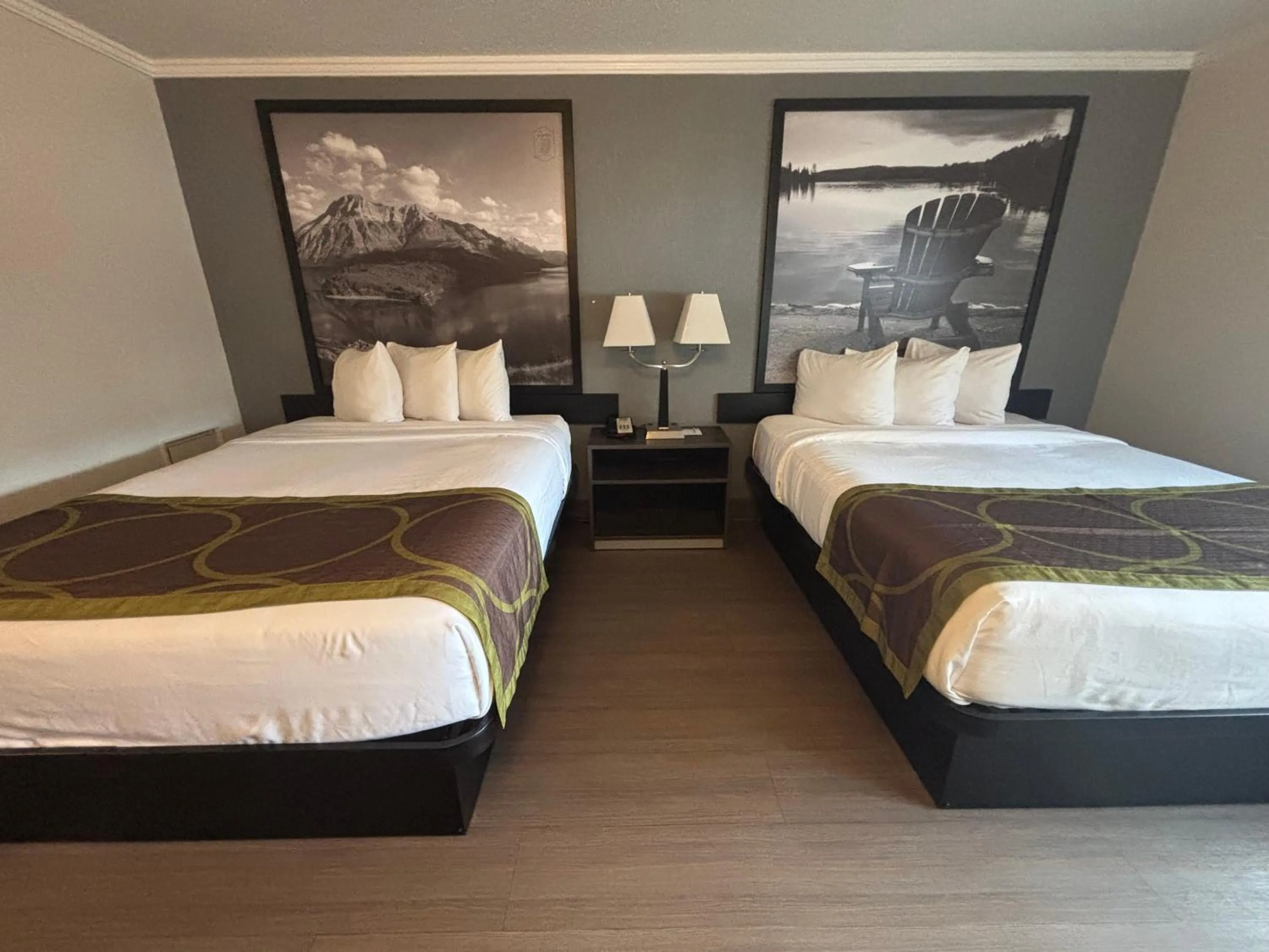 Bed in Super 8 by Wyndham Macleod Trail Calgary