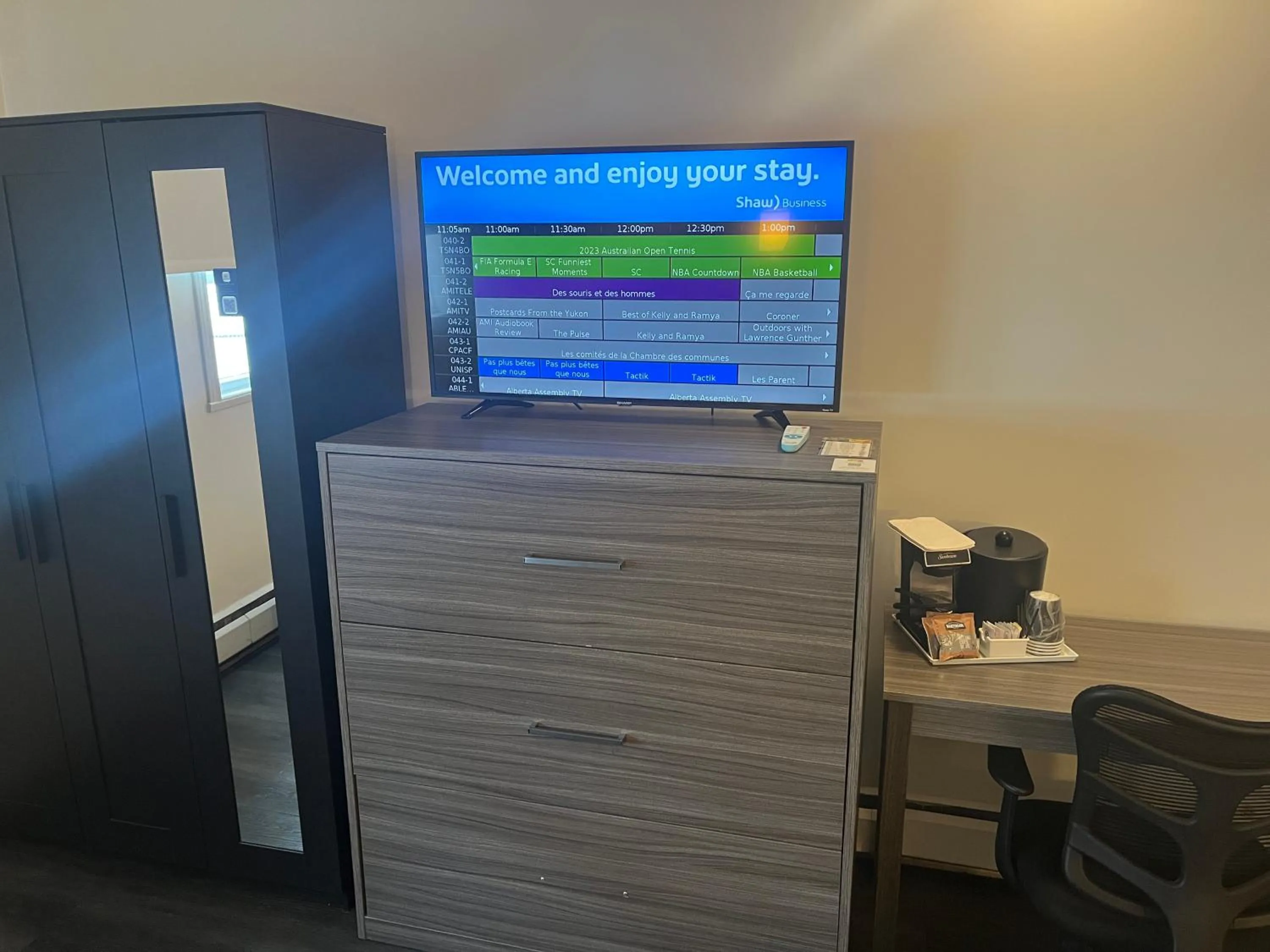 TV and multimedia in Super 8 by Wyndham Macleod Trail Calgary