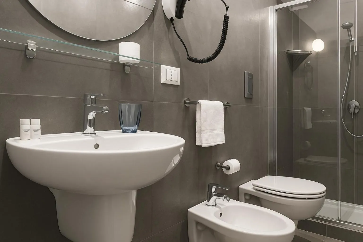 Shower in Toledostop