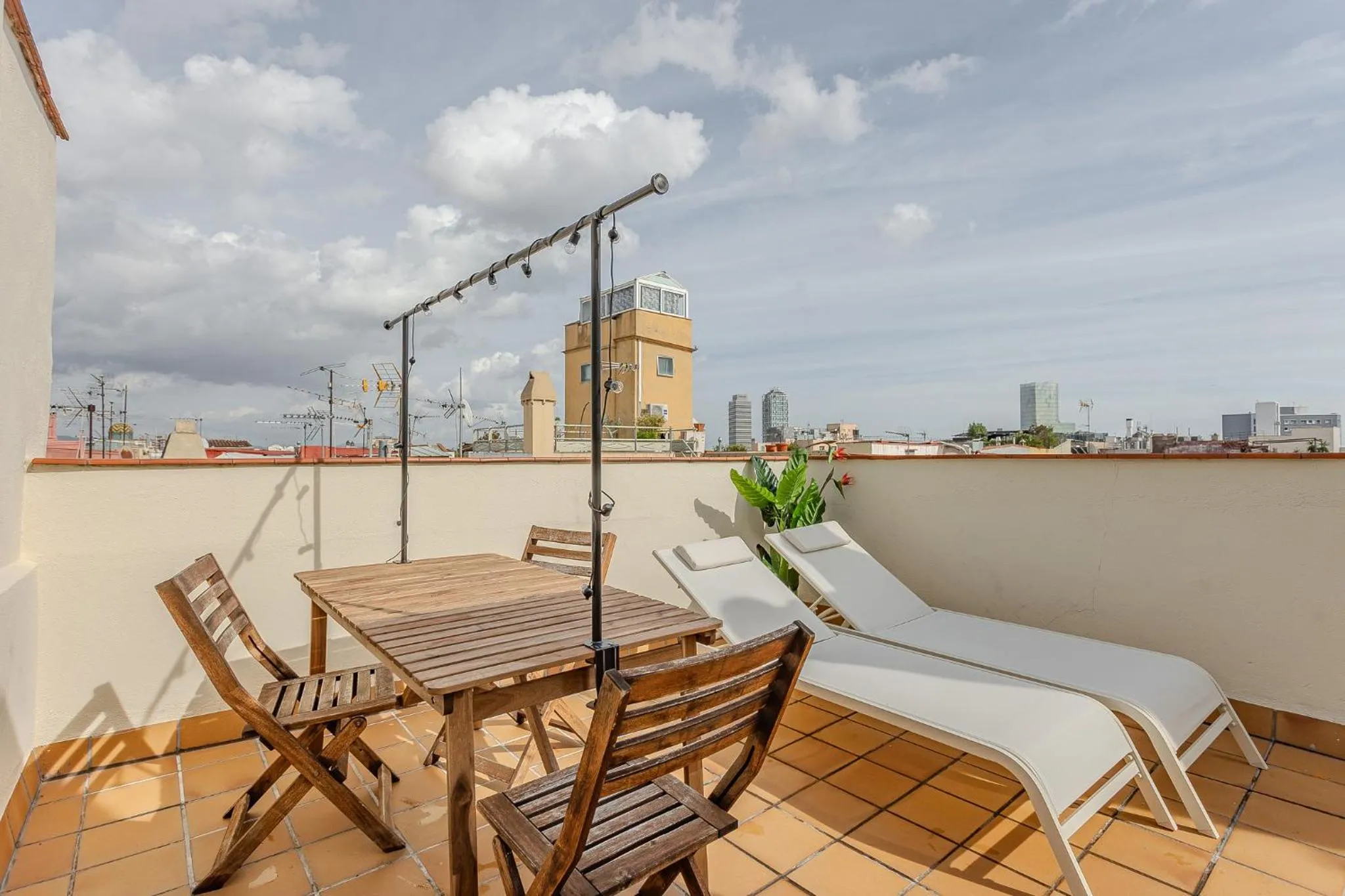 Balcony/Terrace in Ola Living Vidreria
