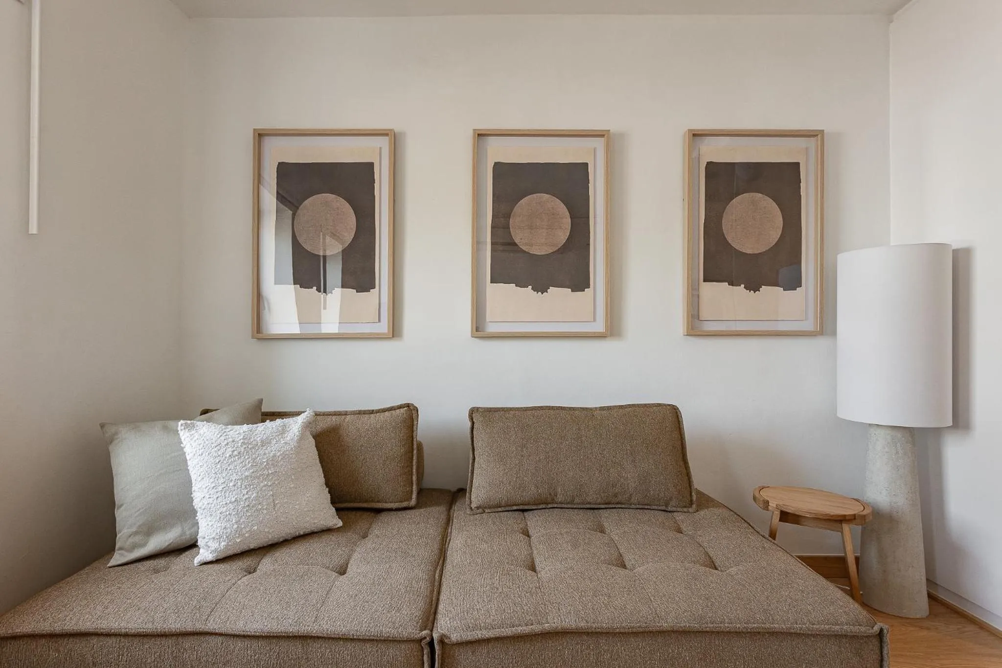 Communal lounge/ TV room in Ola Living Vidreria