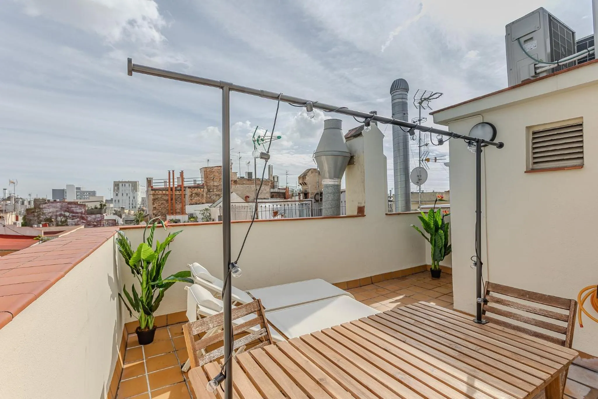 Balcony/Terrace in Ola Living Vidreria