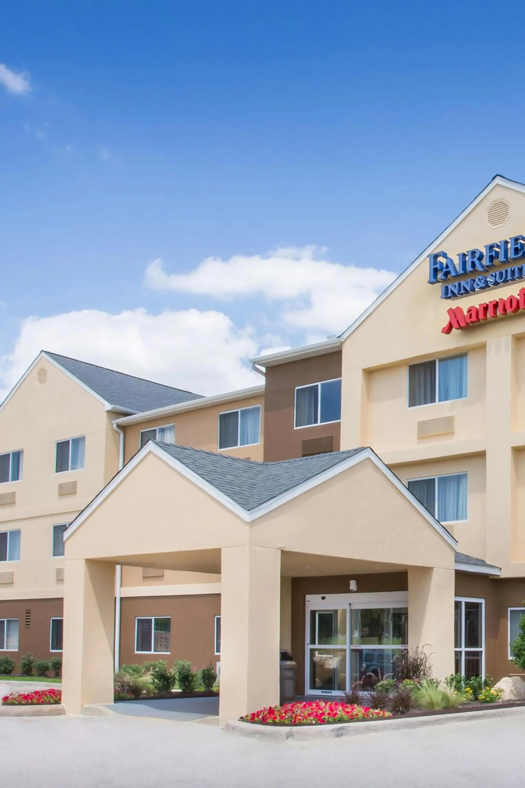 Property building in Fairfield Inn & Suites Temple Belton