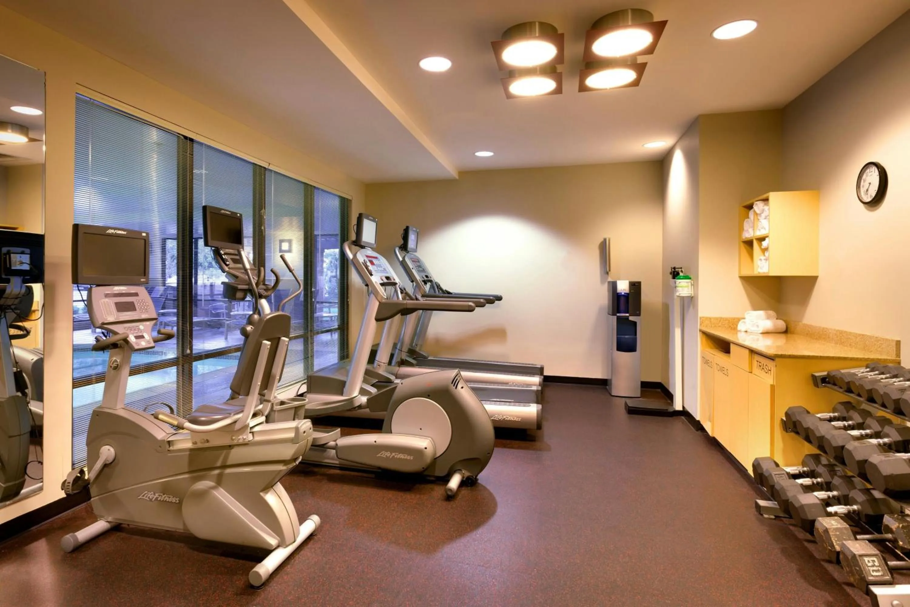 Fitness centre/facilities in TownePlace Suites Omaha West