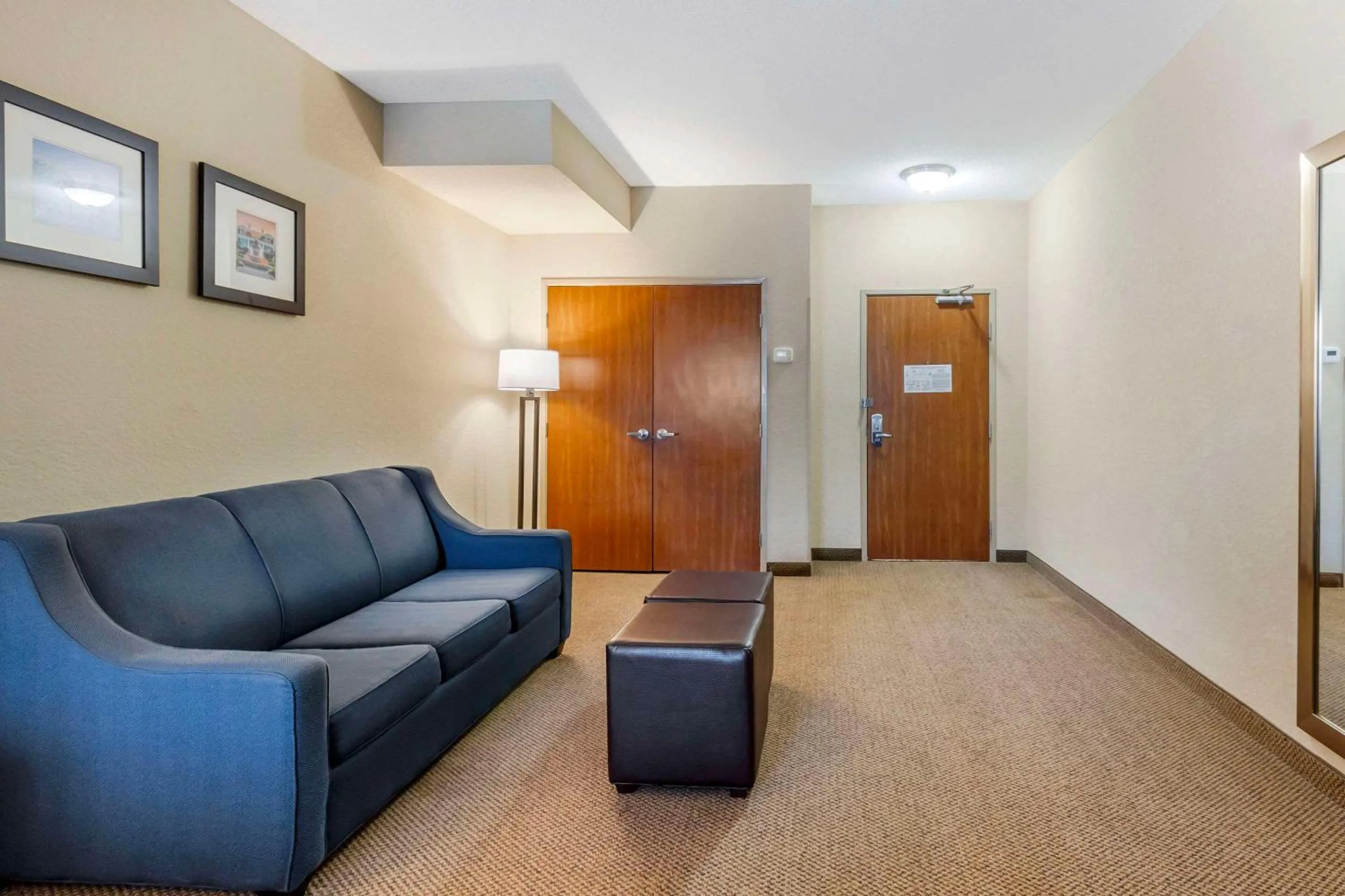 Bedroom in Comfort Inn & Suites Charleston Airport Convention Center