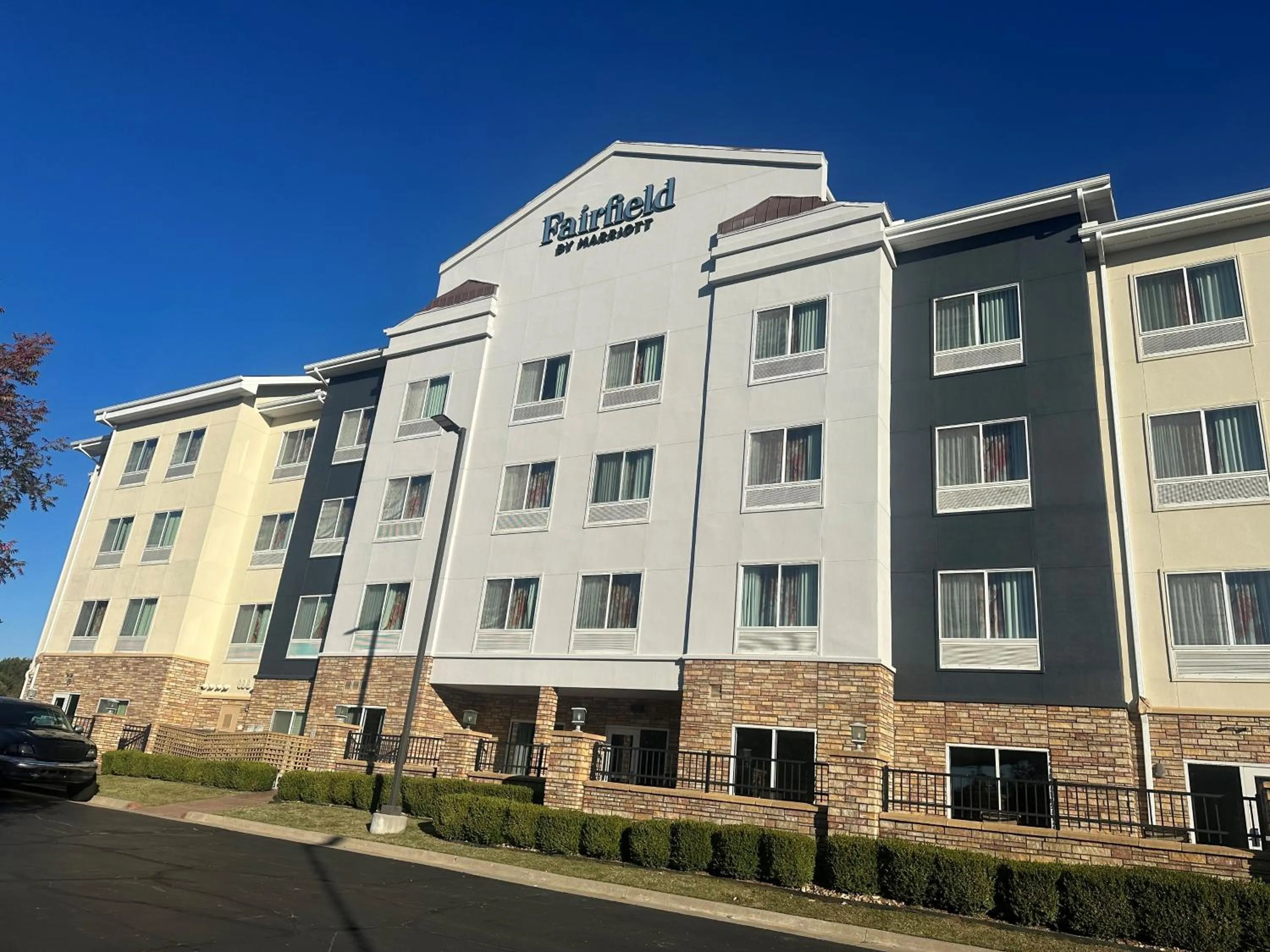 Property building in Fairfield Inn & Suites Tulsa South Medical District