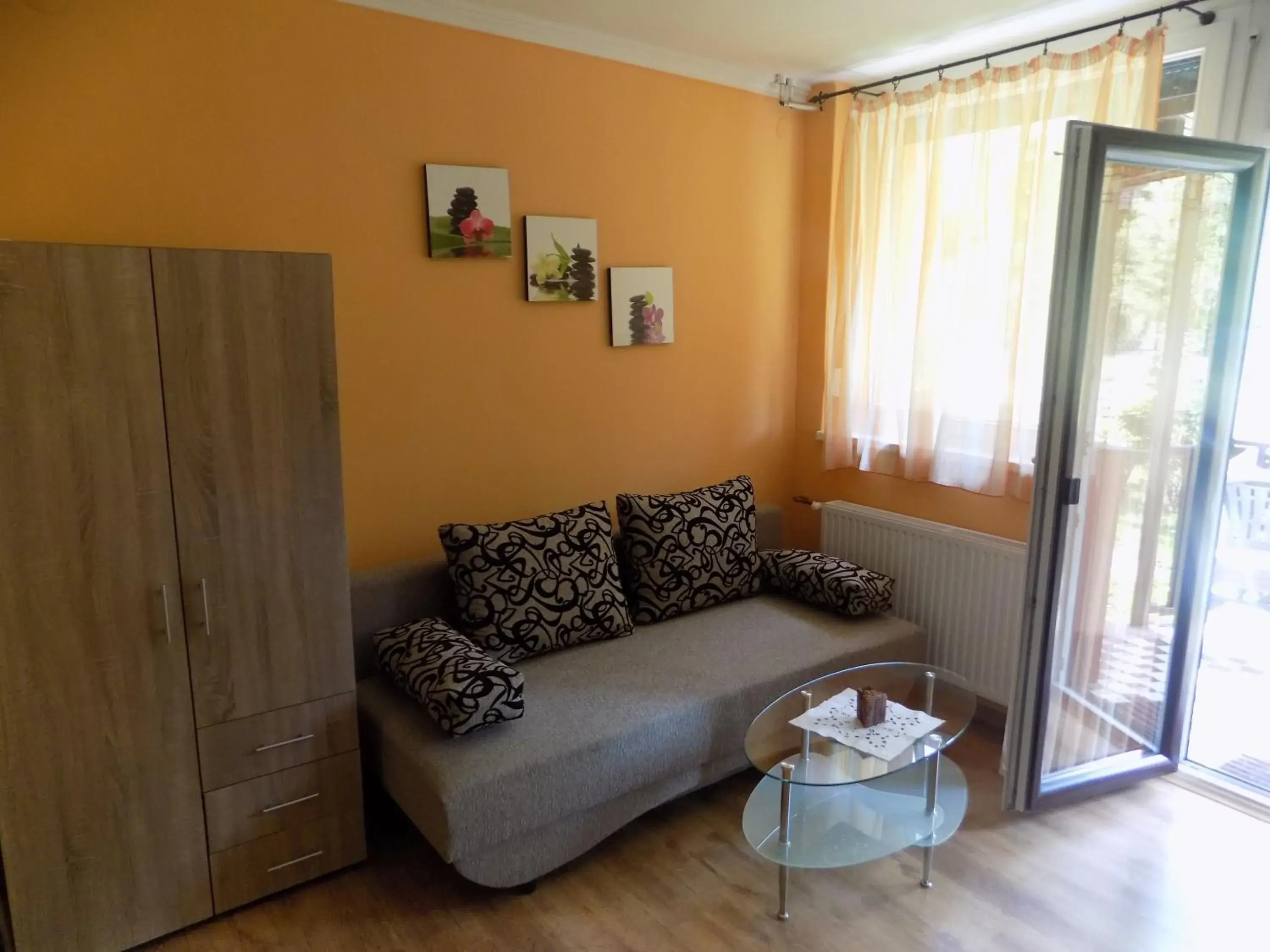 Apartment with Terrace in Nárcisz apartman Apartment with Terrace in Nárcisz apartman
