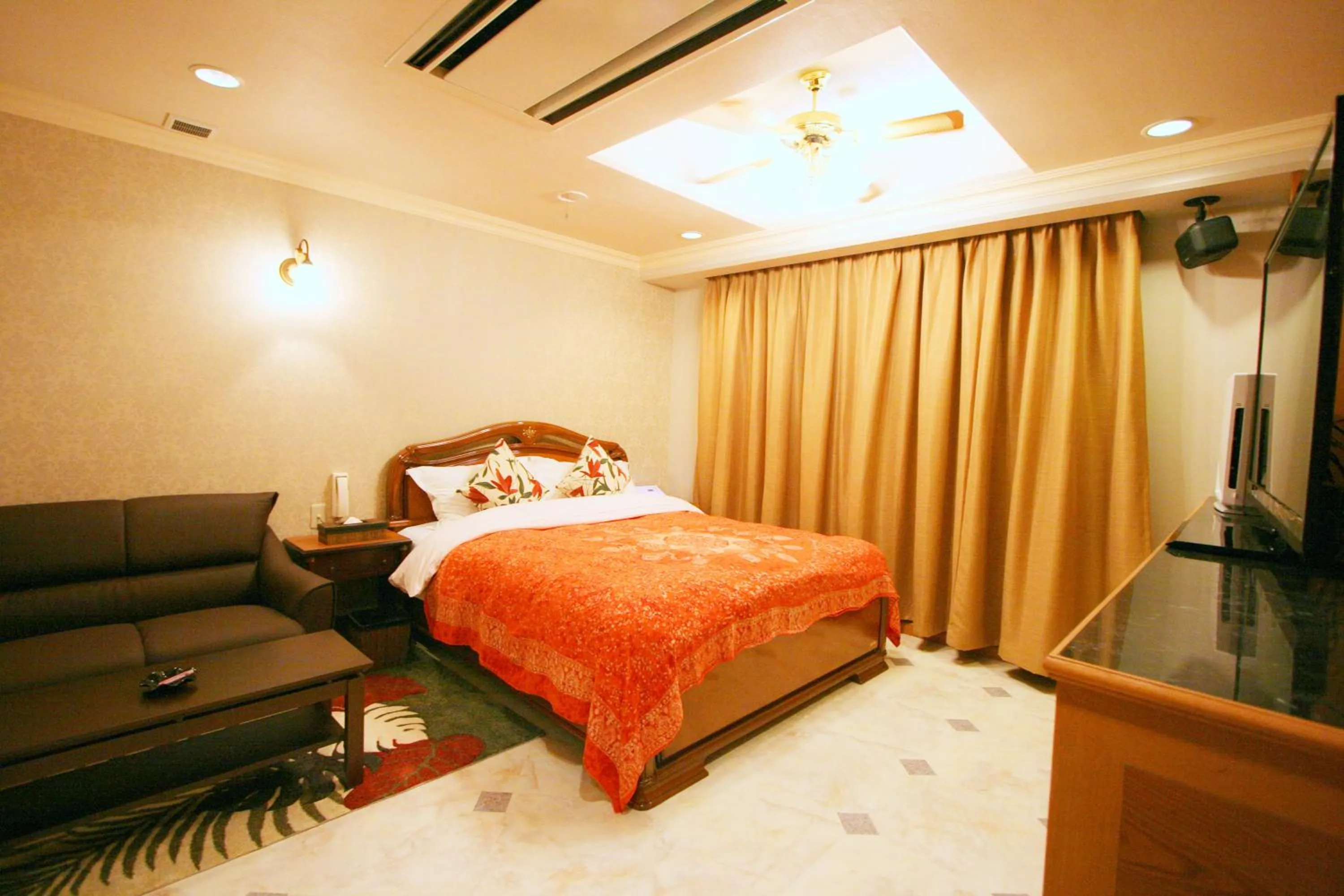 Bedroom, Bed in Aura Ono (Adult Only)