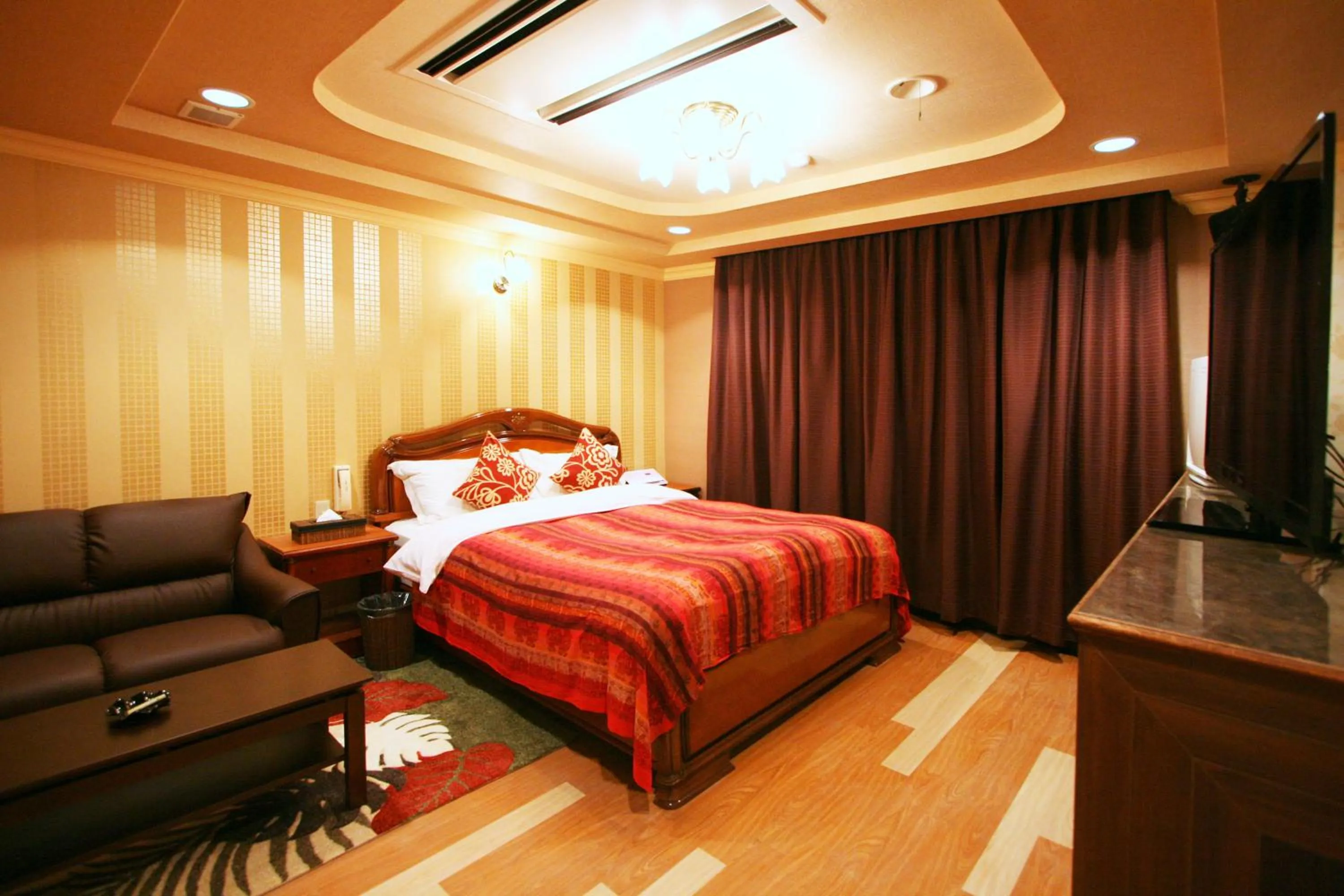 Bedroom, Bed in Aura Ono (Adult Only)