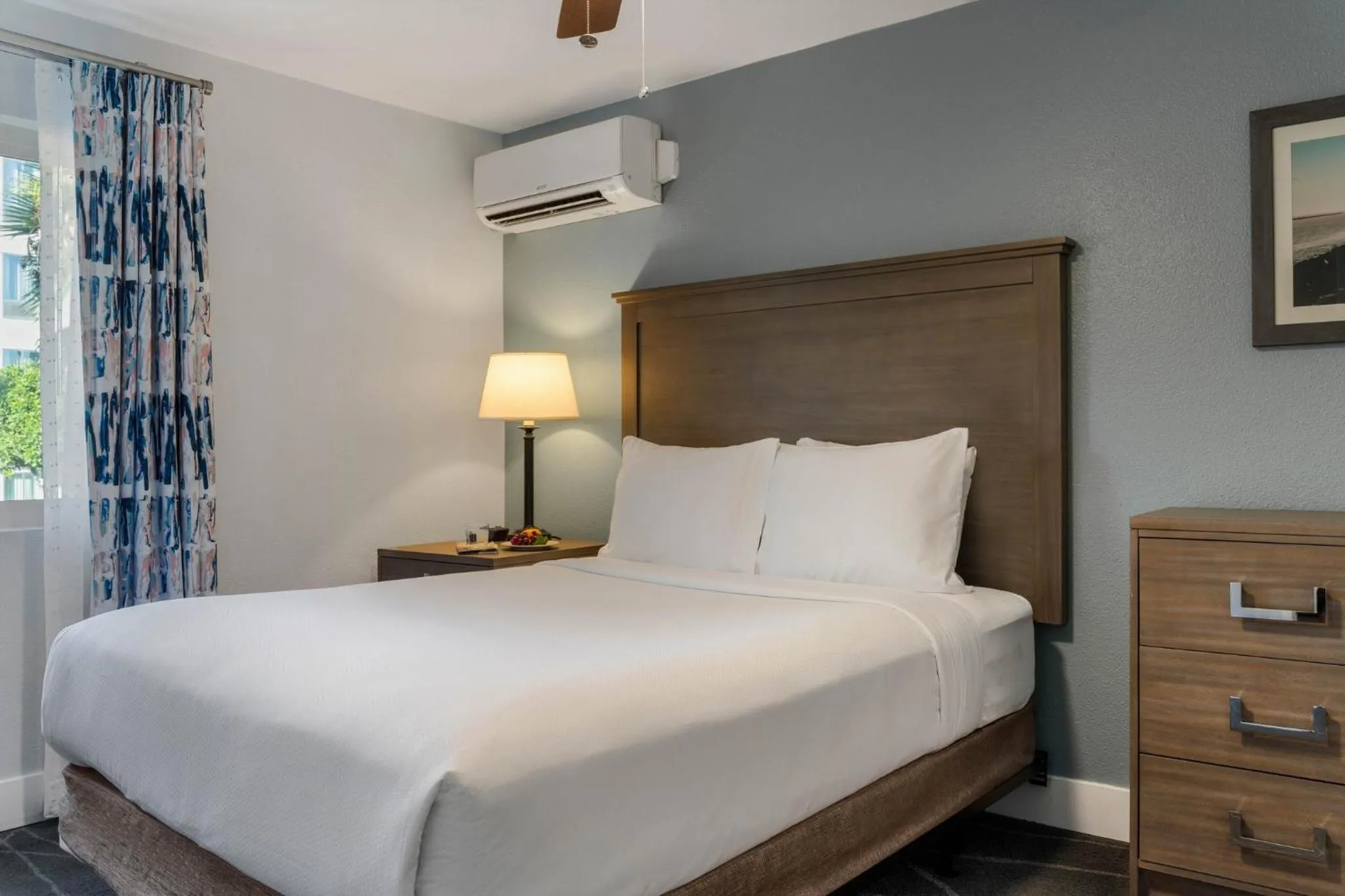 Bedroom, Bed in Club Wyndham Dolphin's Cove