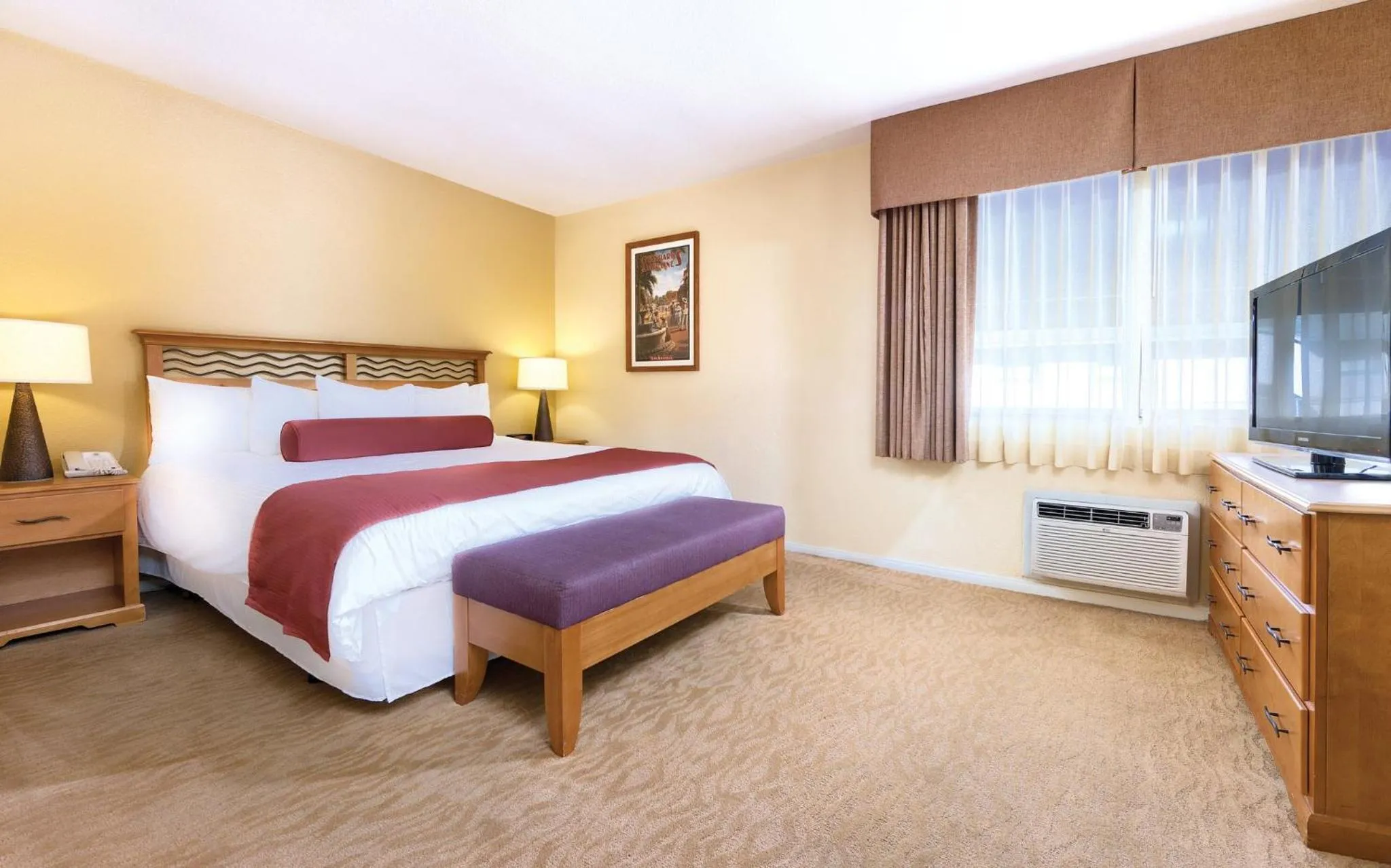 Bedroom, Bed in Club Wyndham Dolphin's Cove